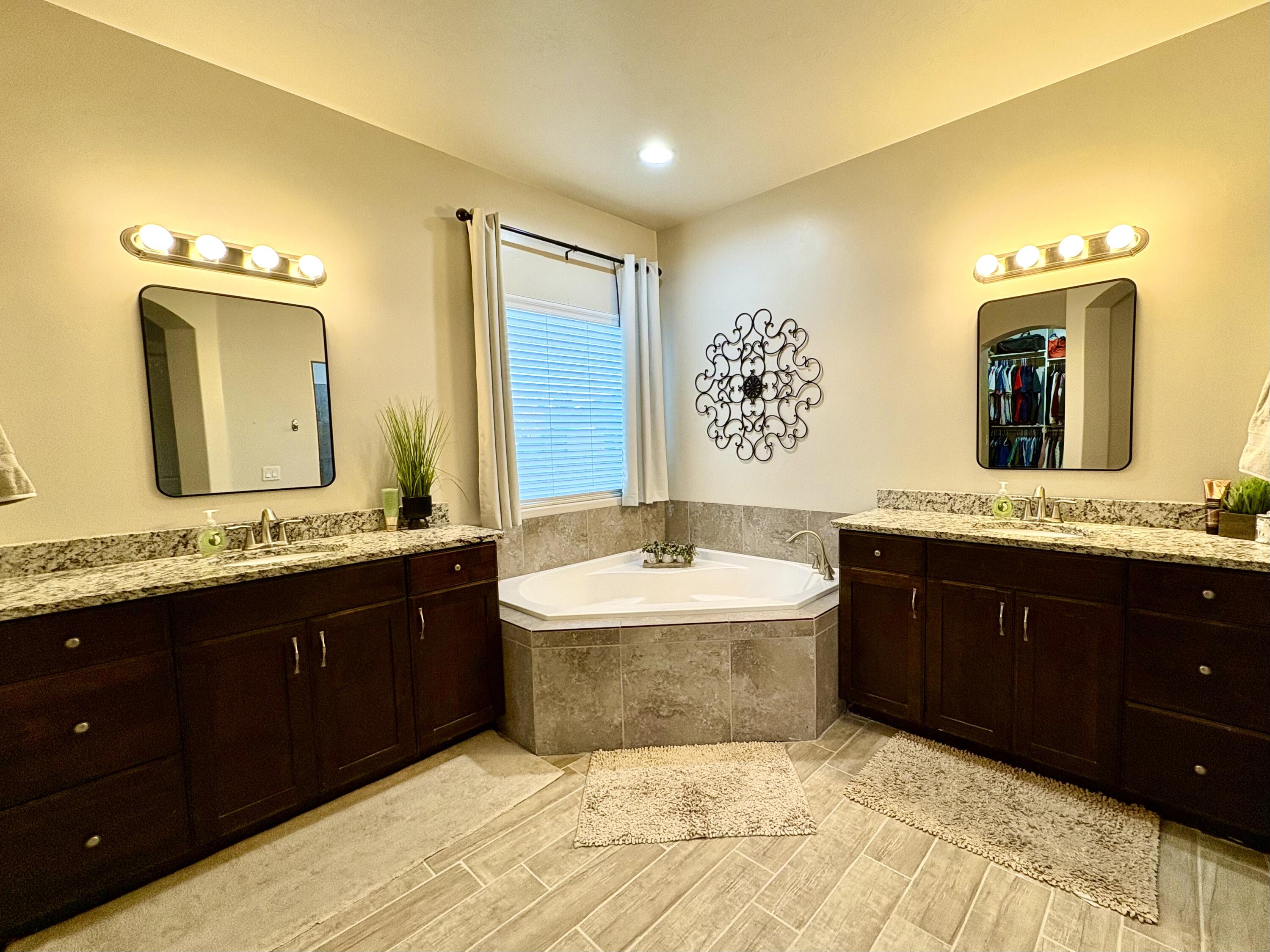 MULBERRY ESTATES - Residential