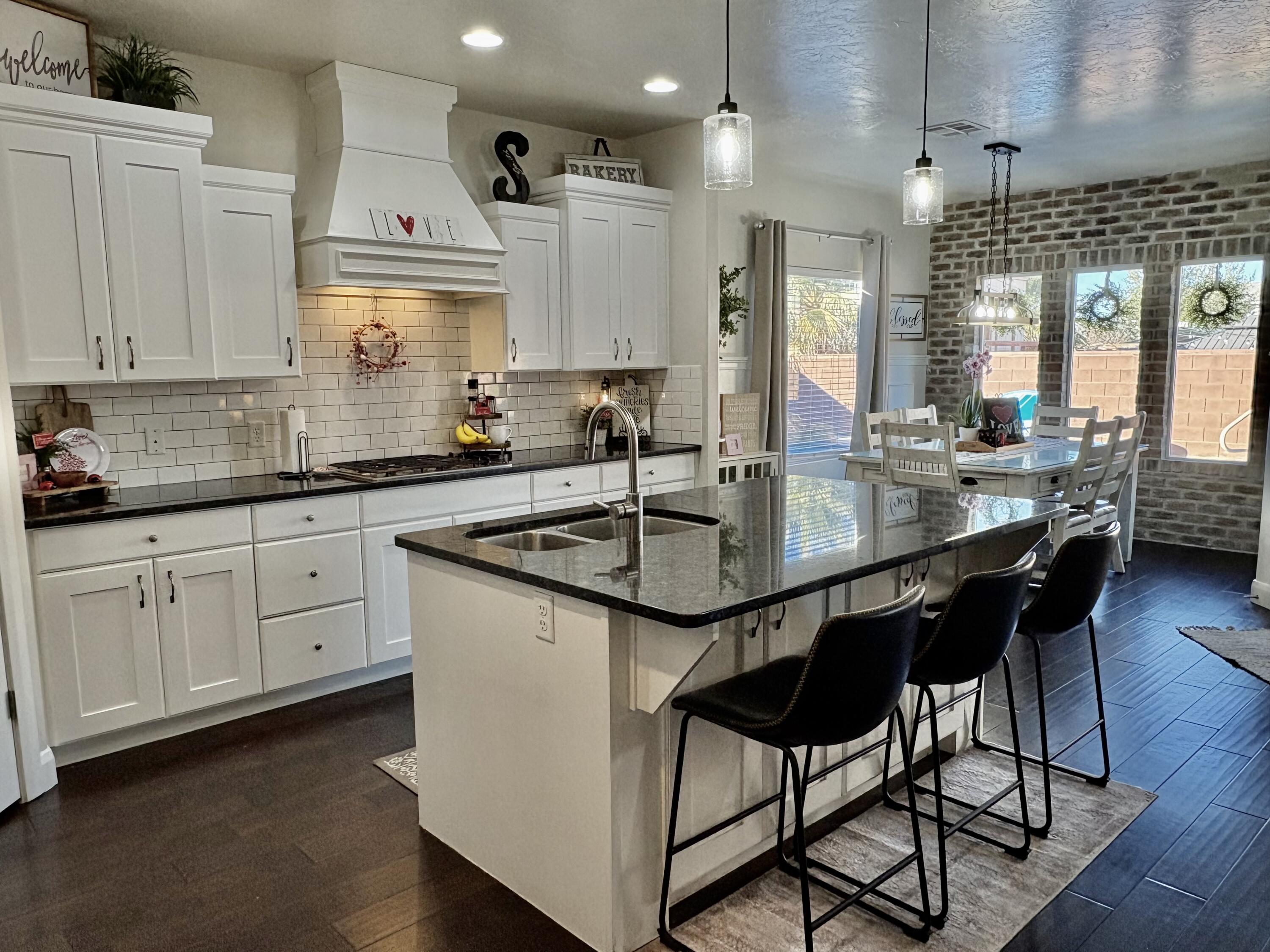 MULBERRY ESTATES - Residential