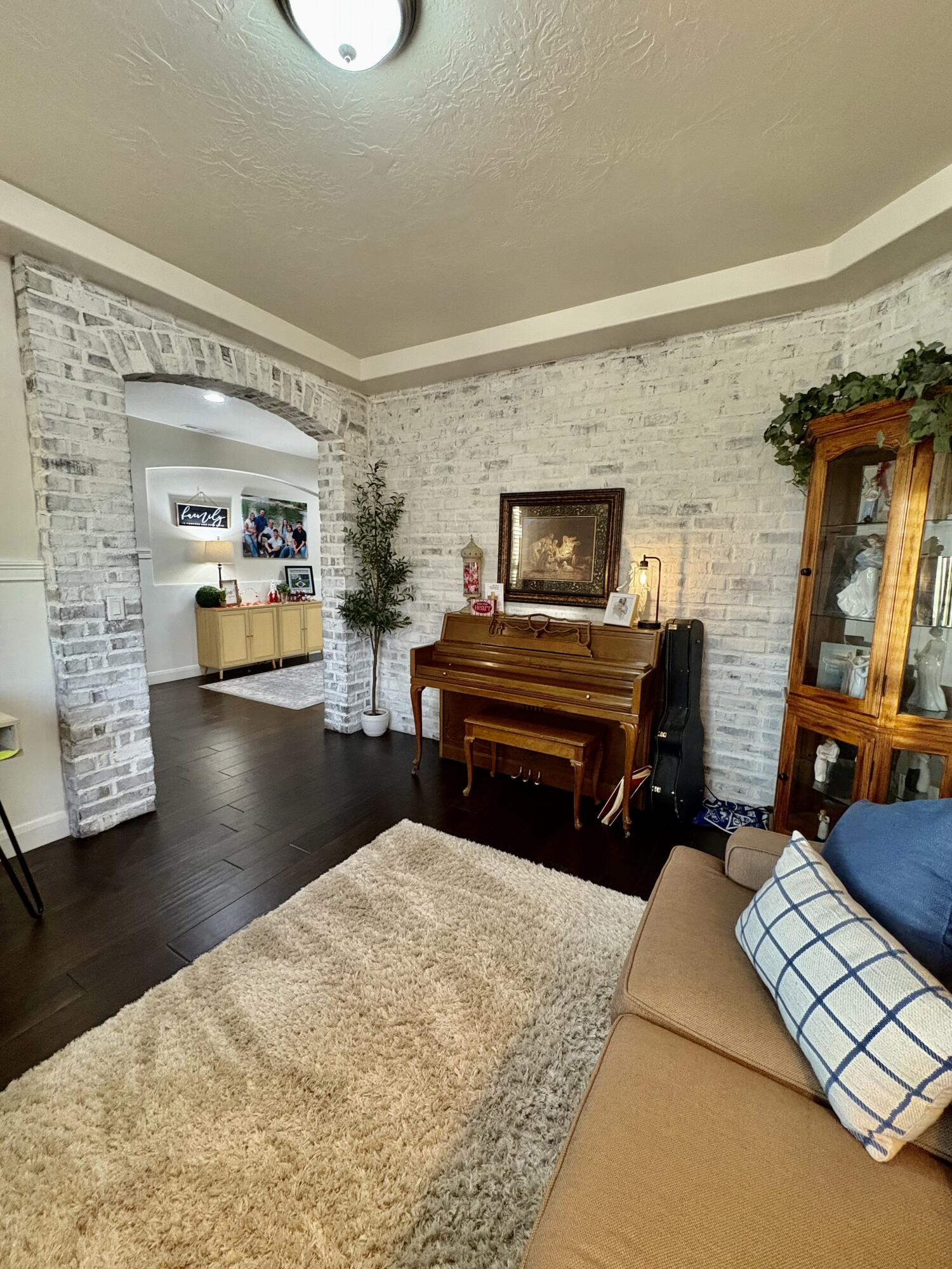 MULBERRY ESTATES - Residential