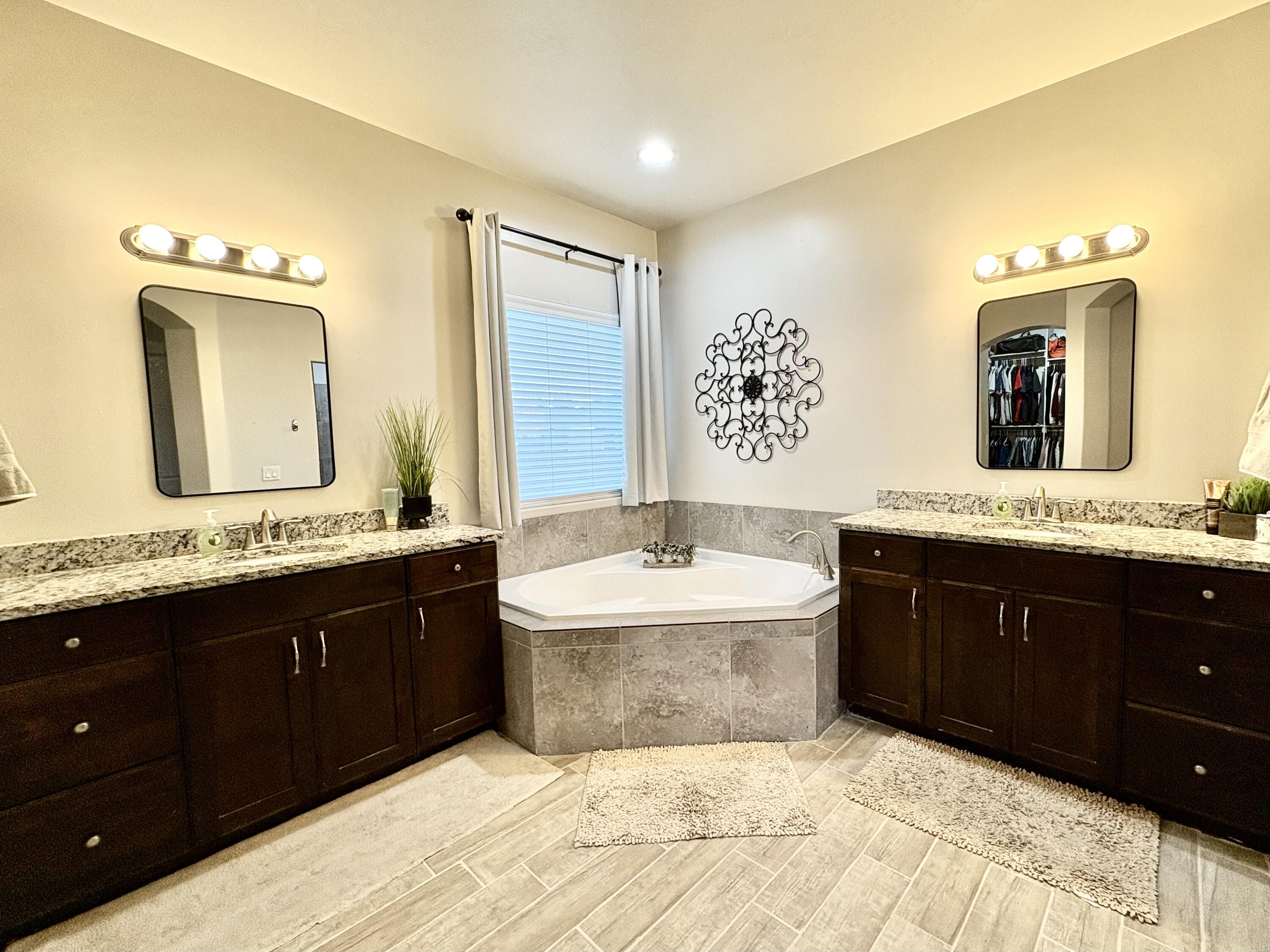 MULBERRY ESTATES - Residential