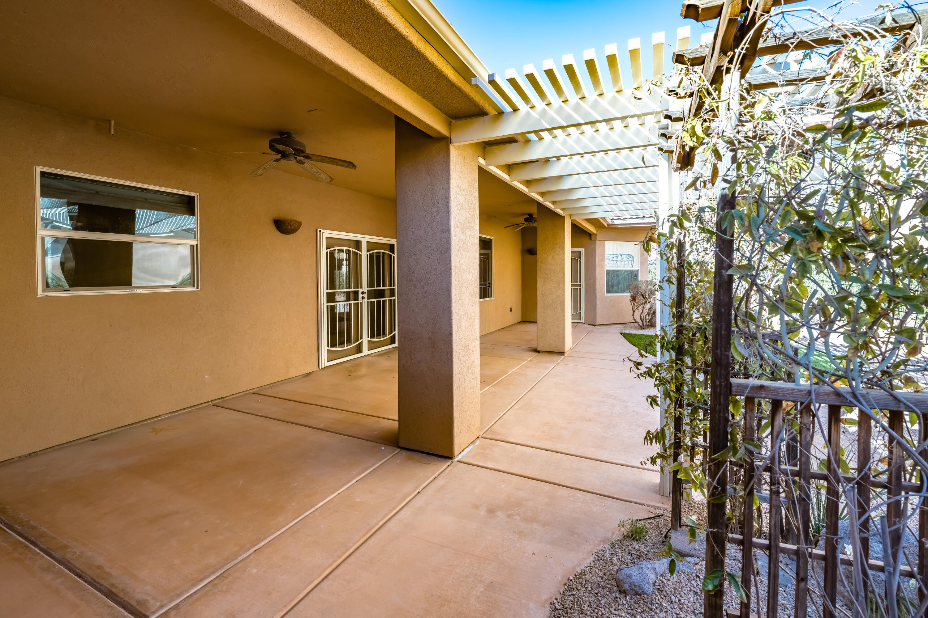 Washington, Utah 84780, United States, 4 Bedrooms Bedrooms, ,3 BathroomsBathrooms,Residential,Active,2633