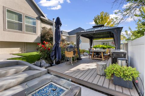 Tiny photo for 2167 W Amber Blossom Way, South Jordan, UT 84095 (MLS # 25-265622)