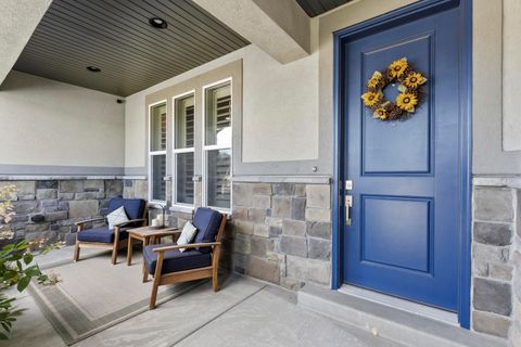 Tiny photo for 2167 W Amber Blossom Way, South Jordan, UT 84095 (MLS # 25-265622)