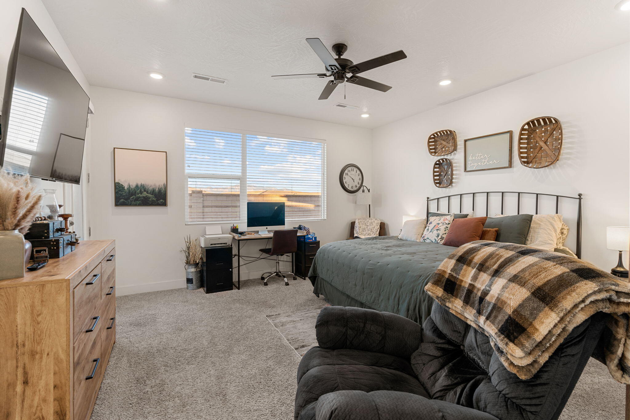 SAGE HAVEN - Residential