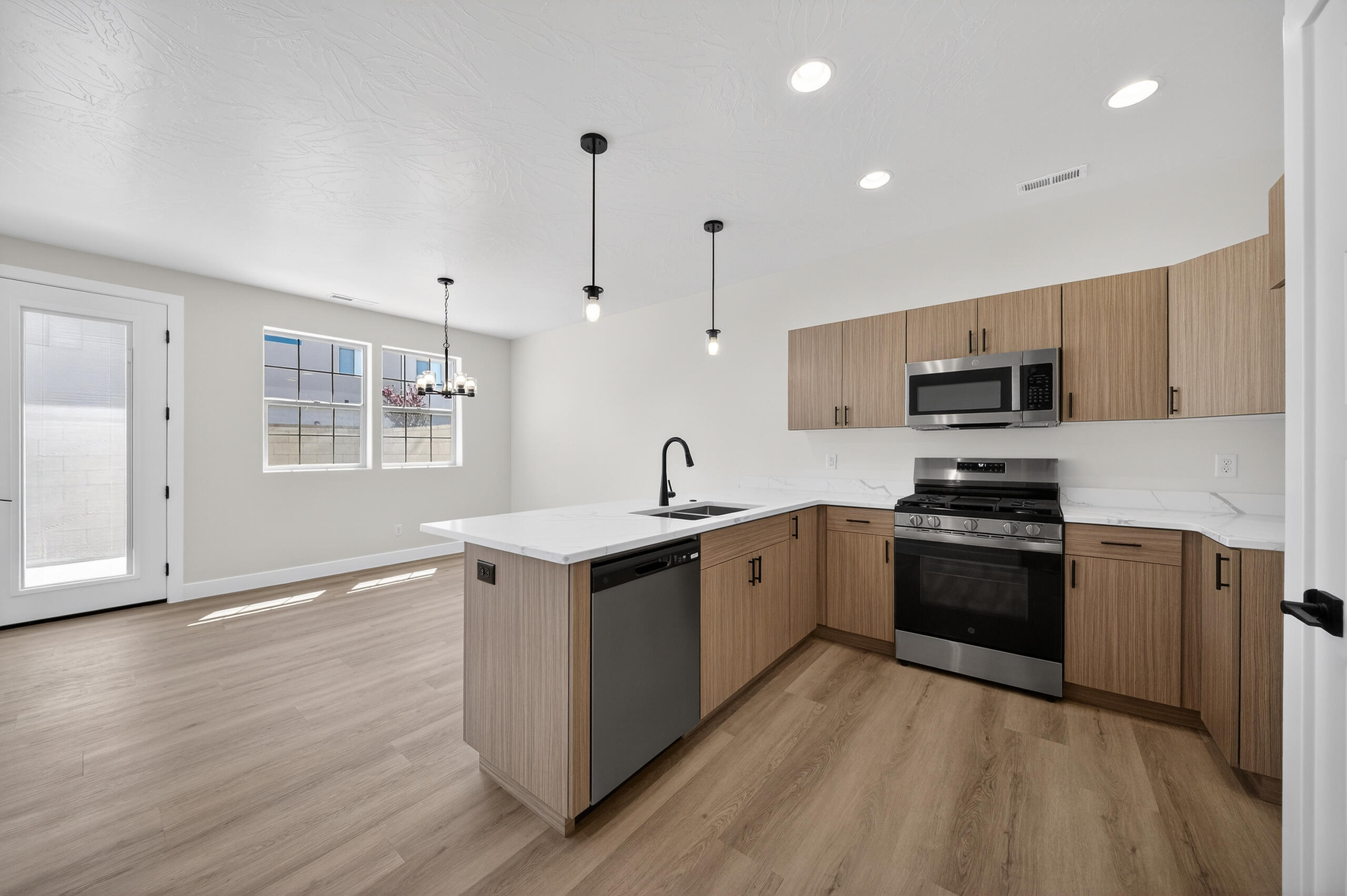 SOUTH DESERT PD - Residential
