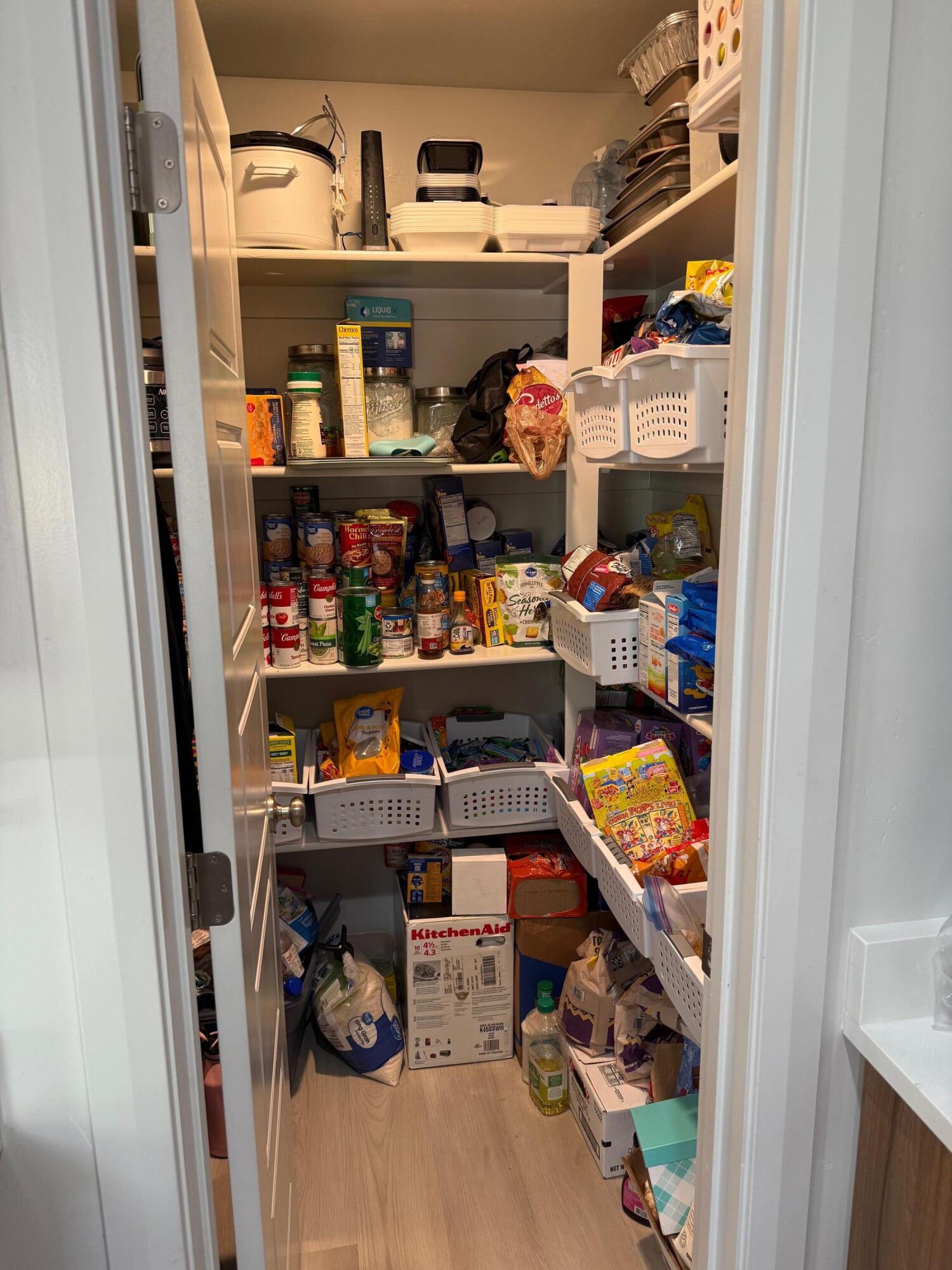 DESERT HOLLOW - Residential