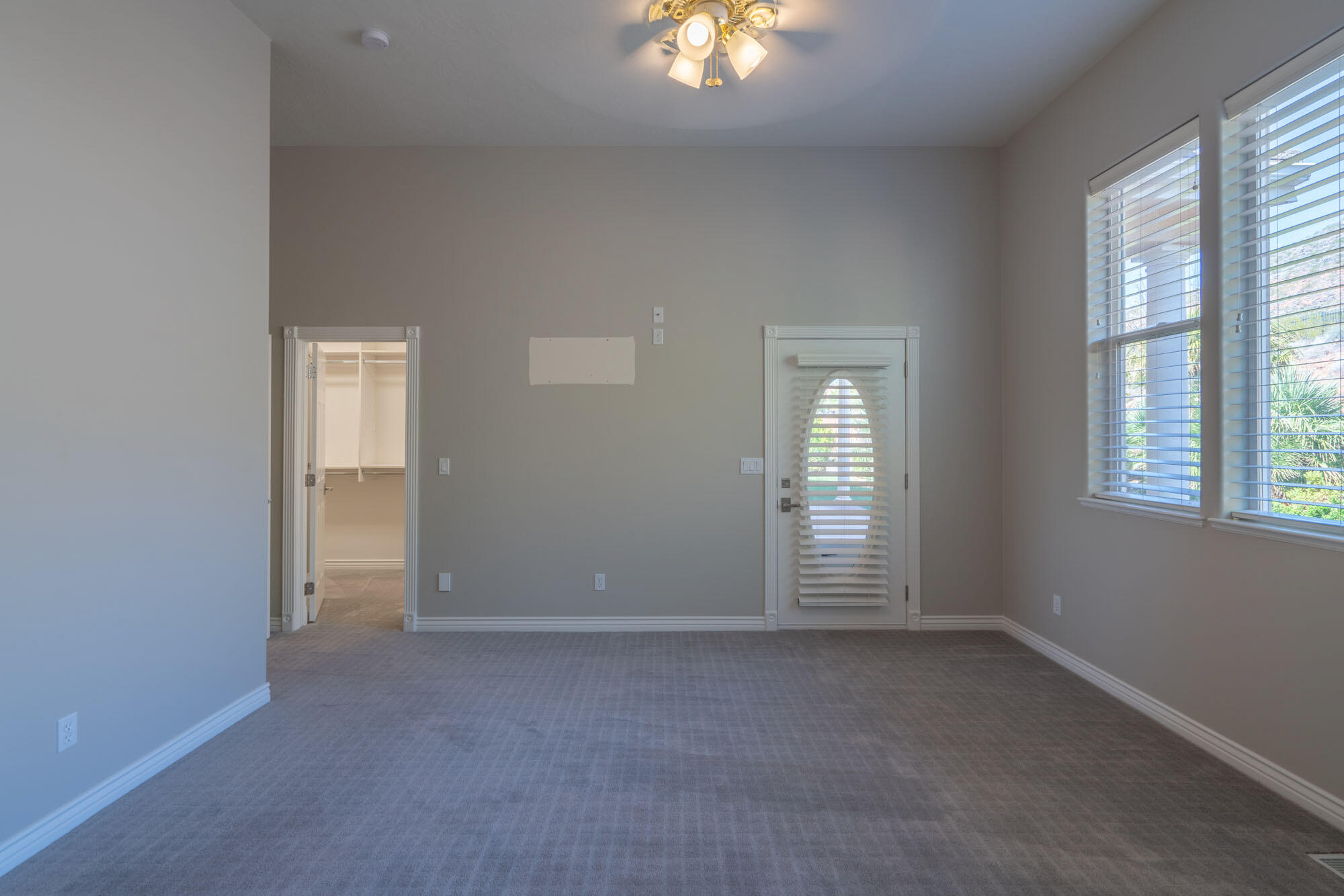 SHADOW MOUNTAIN - Residential