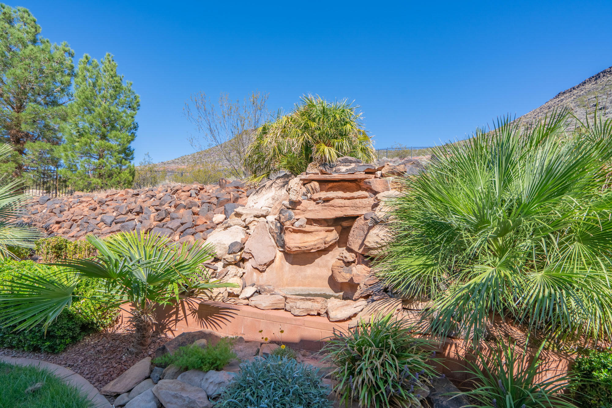 SHADOW MOUNTAIN - Residential