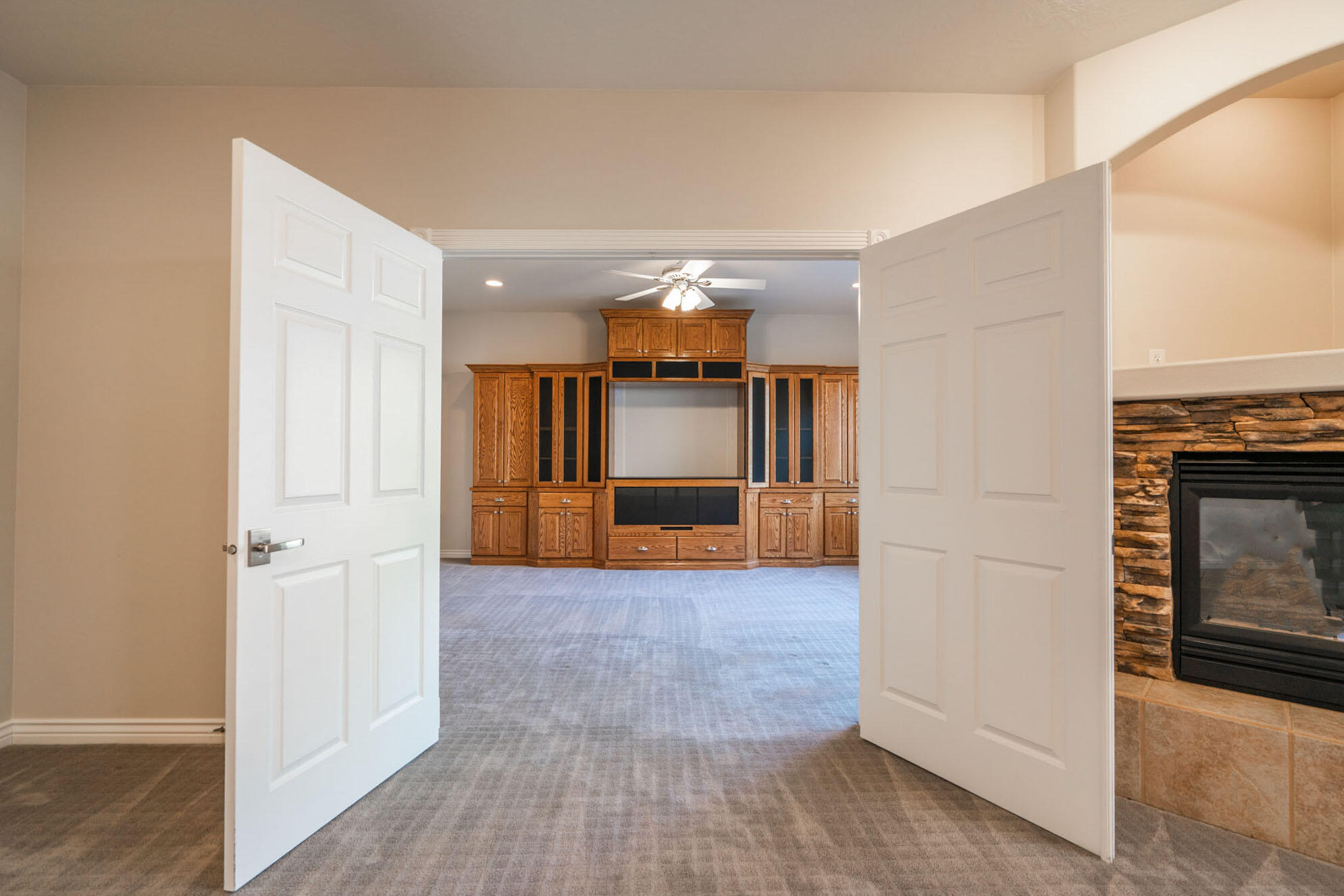 SHADOW MOUNTAIN - Residential