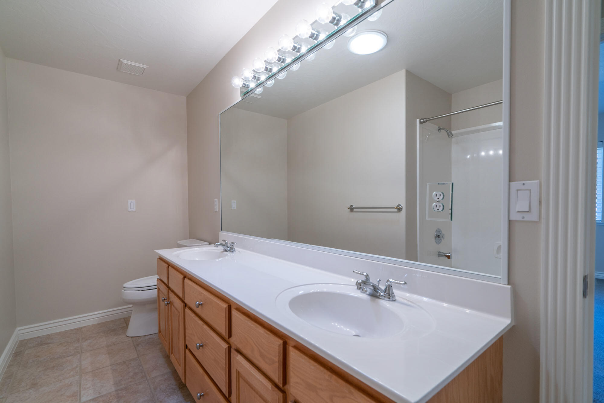 SHADOW MOUNTAIN - Residential