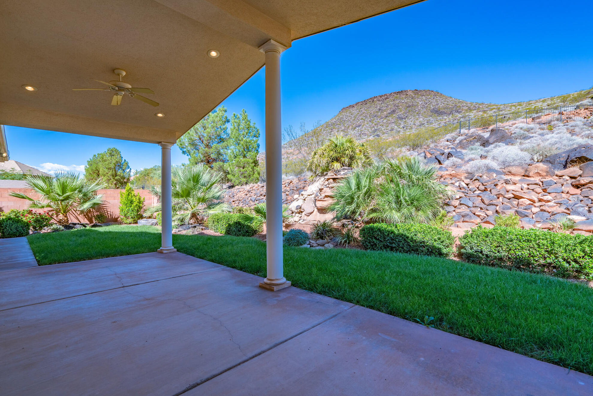 SHADOW MOUNTAIN - Residential