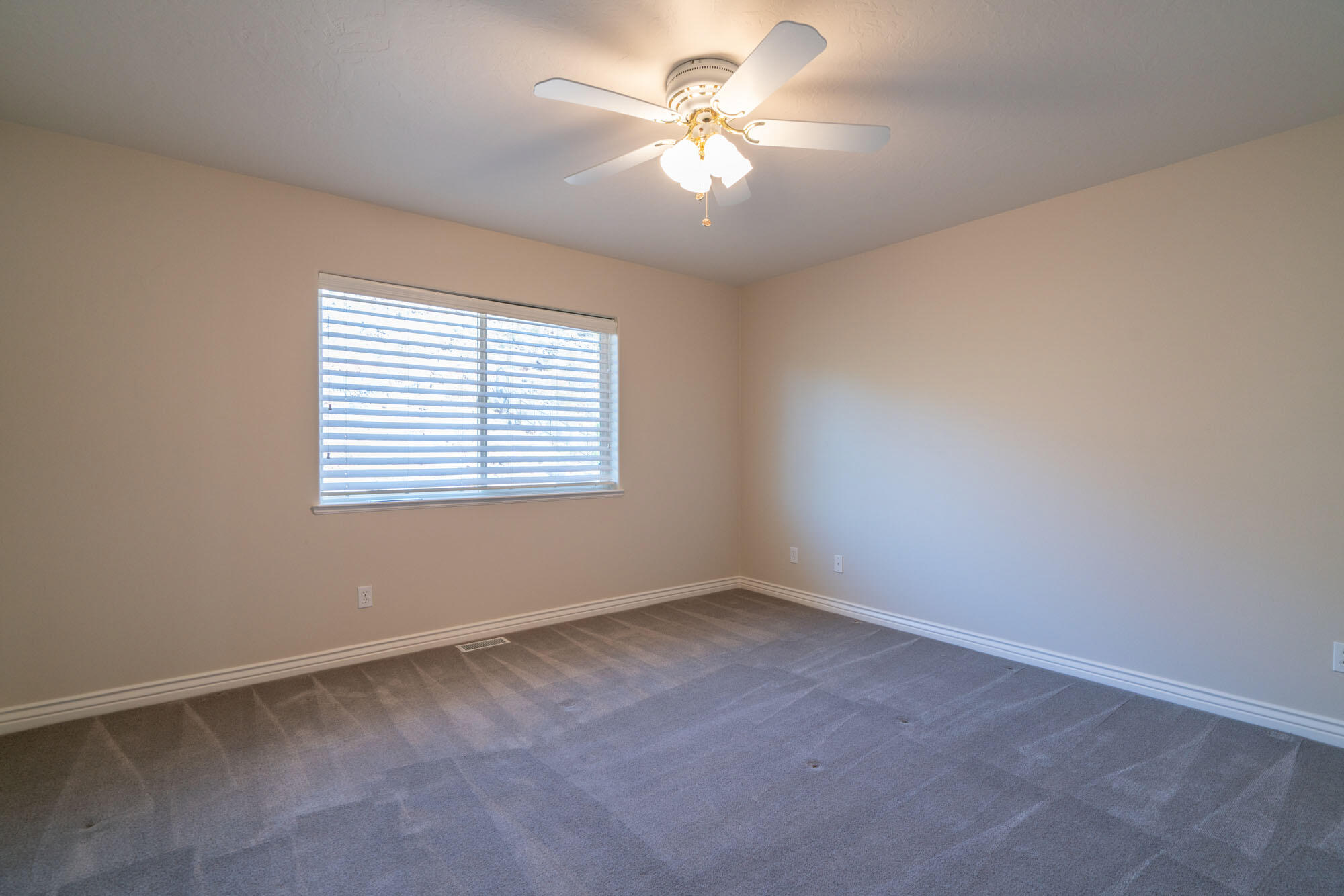 SHADOW MOUNTAIN - Residential