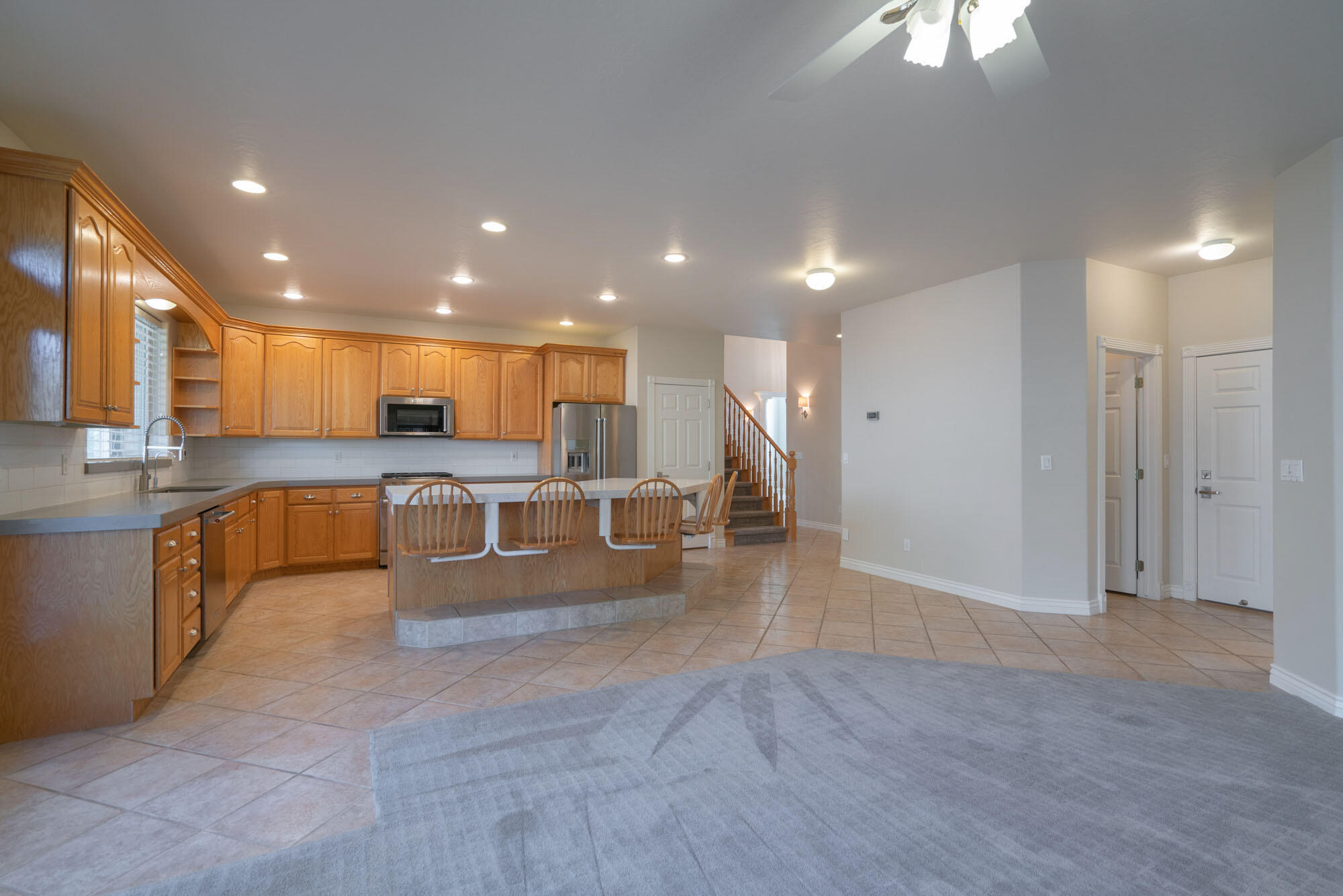 SHADOW MOUNTAIN - Residential
