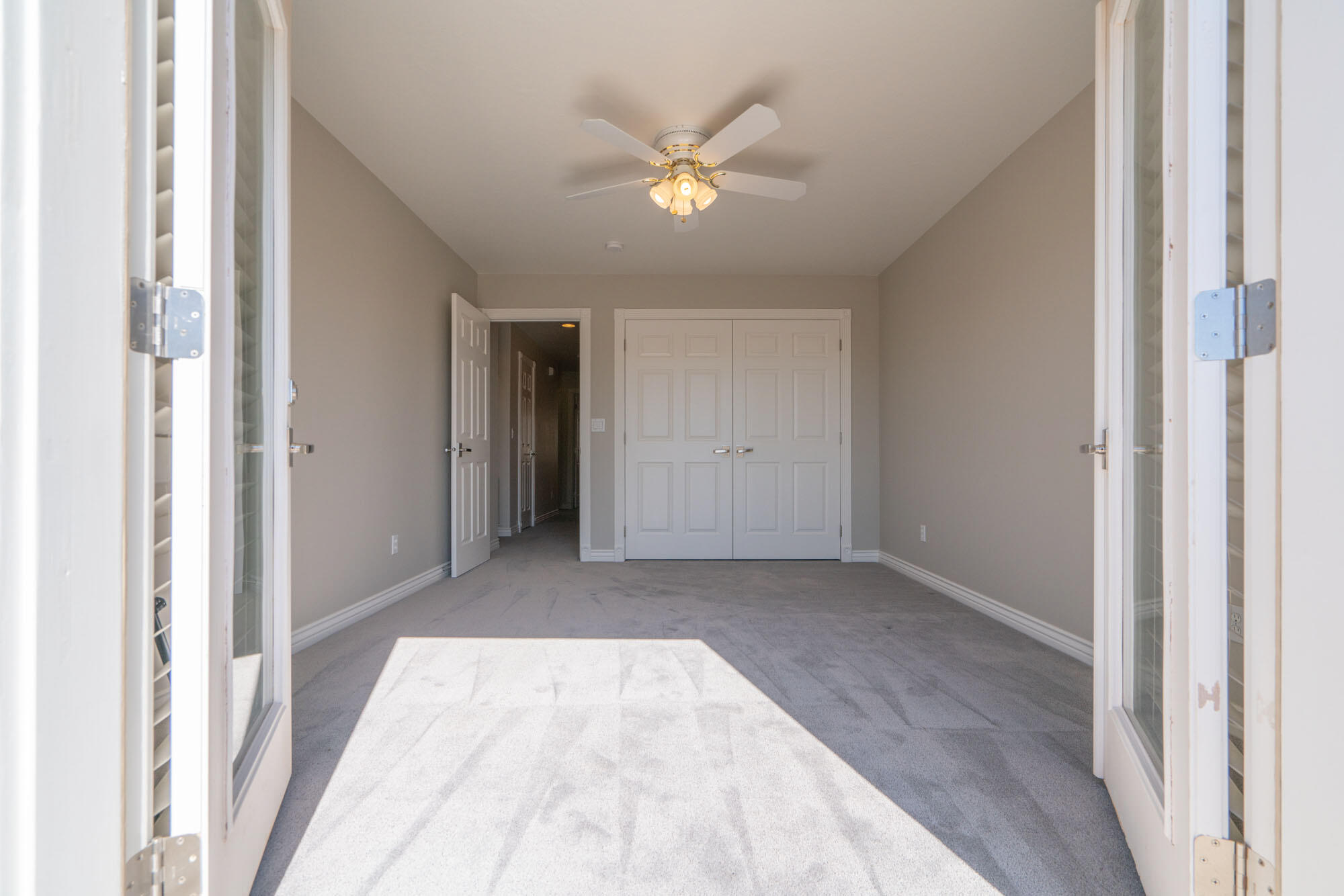 SHADOW MOUNTAIN - Residential