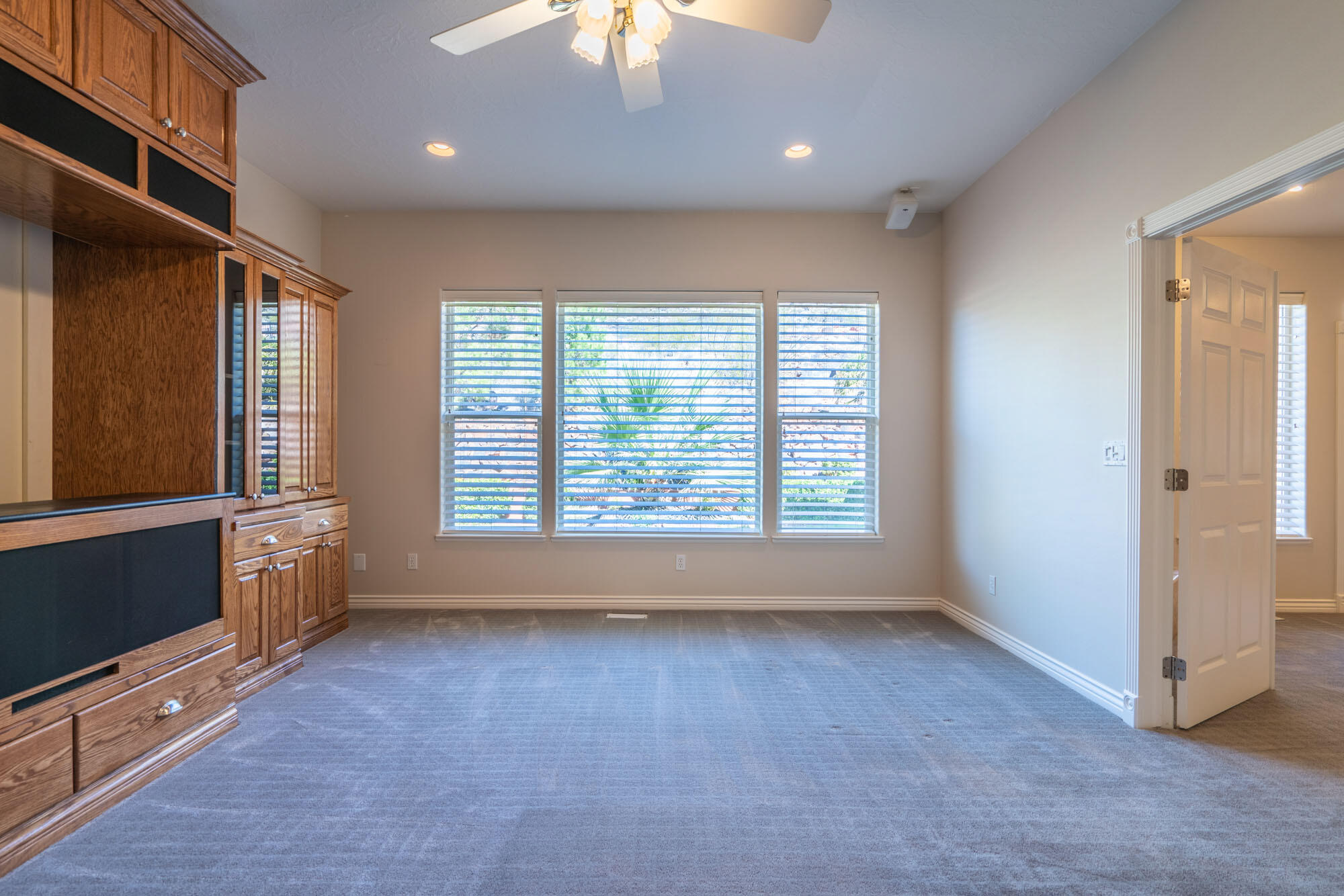 SHADOW MOUNTAIN - Residential