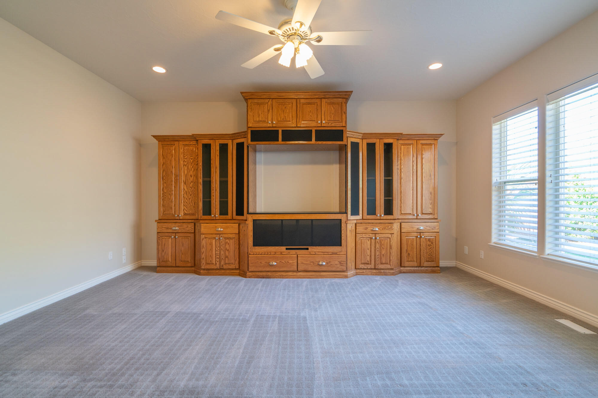 SHADOW MOUNTAIN - Residential