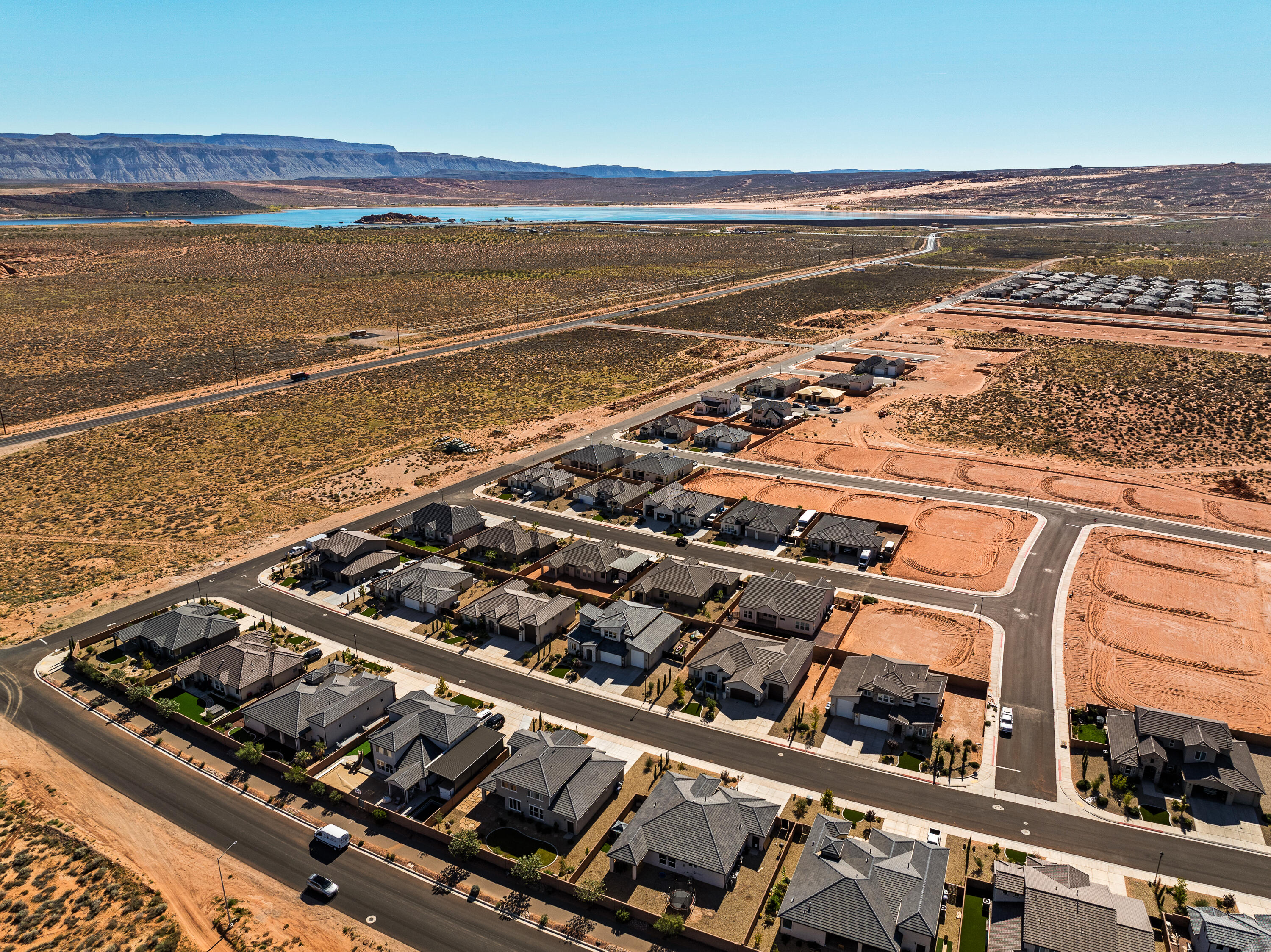 LAKESIDE AT DESERT SANDS - Residential