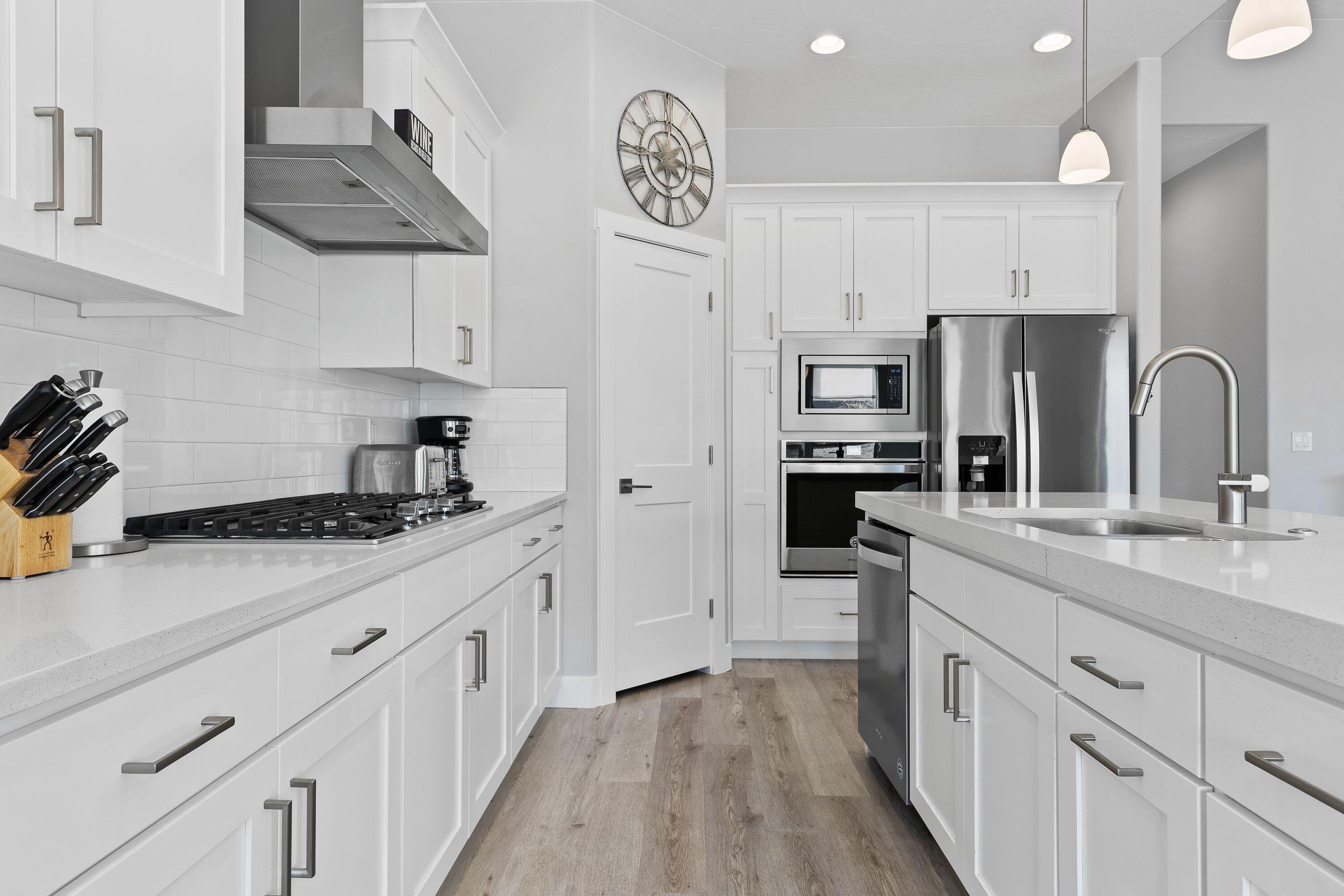 RETREAT AT SAND HOLLOW RESORT - Residential