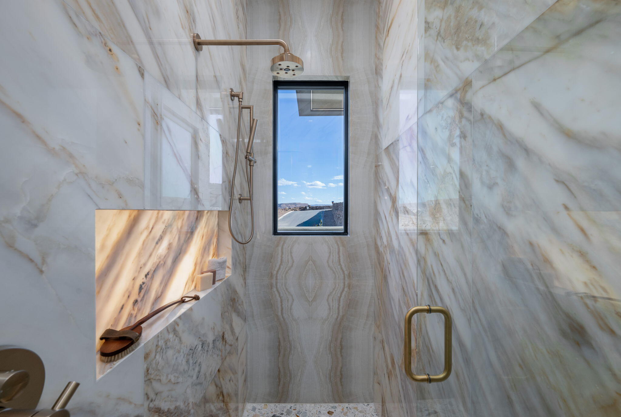 STONE CLIFF - Residential