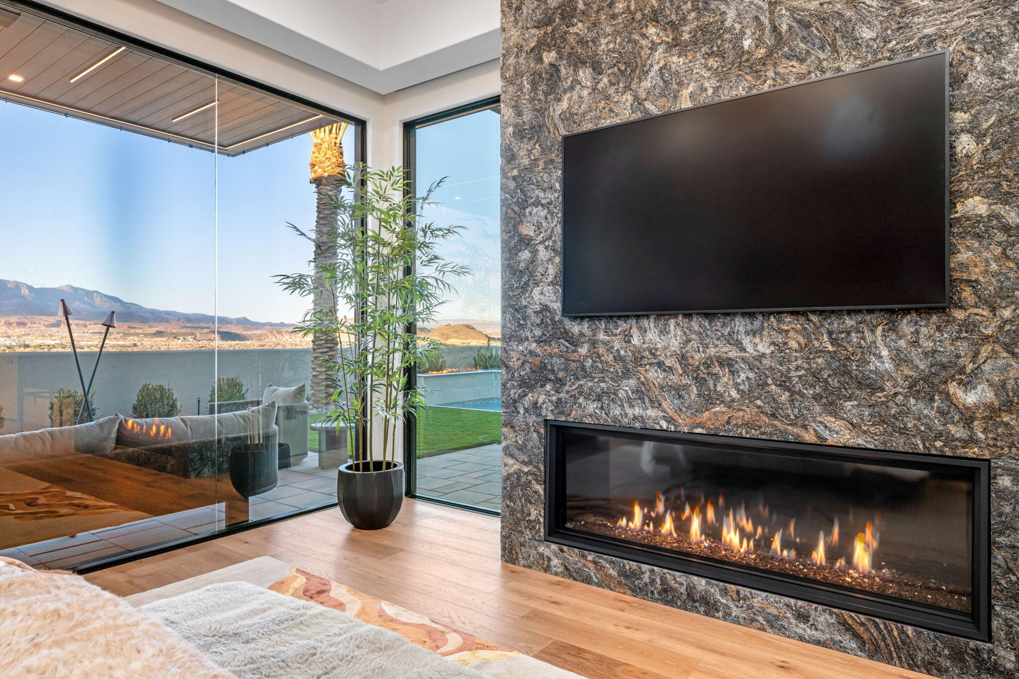 STONE CLIFF - Residential