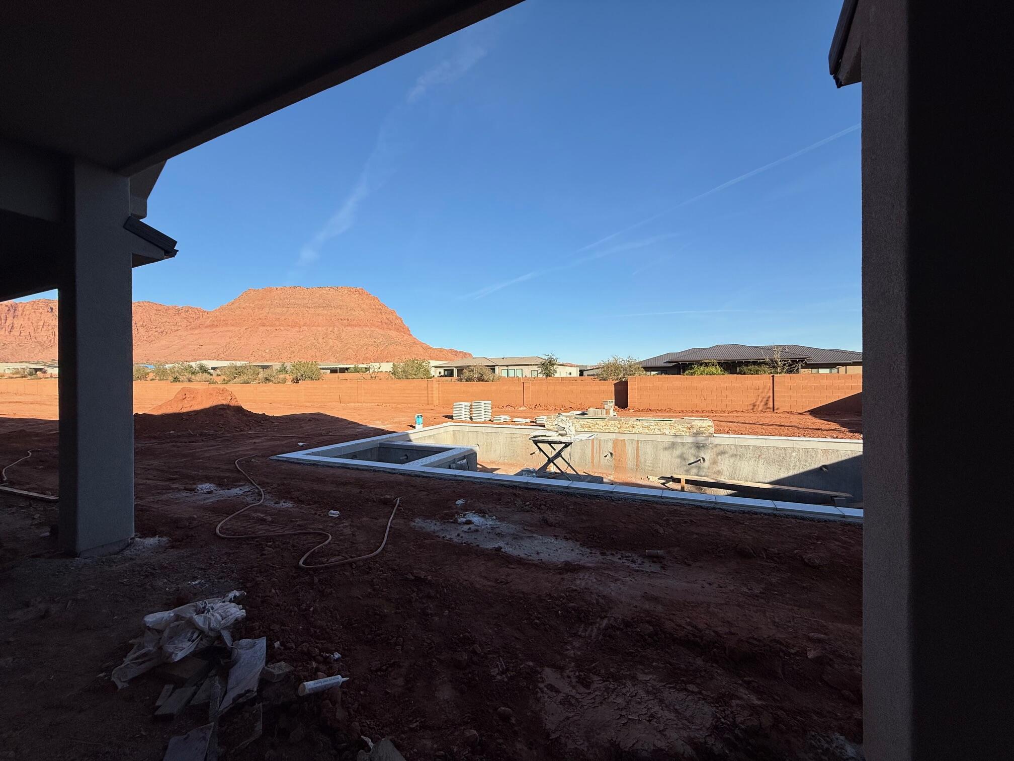 ONYX CANYON - Residential