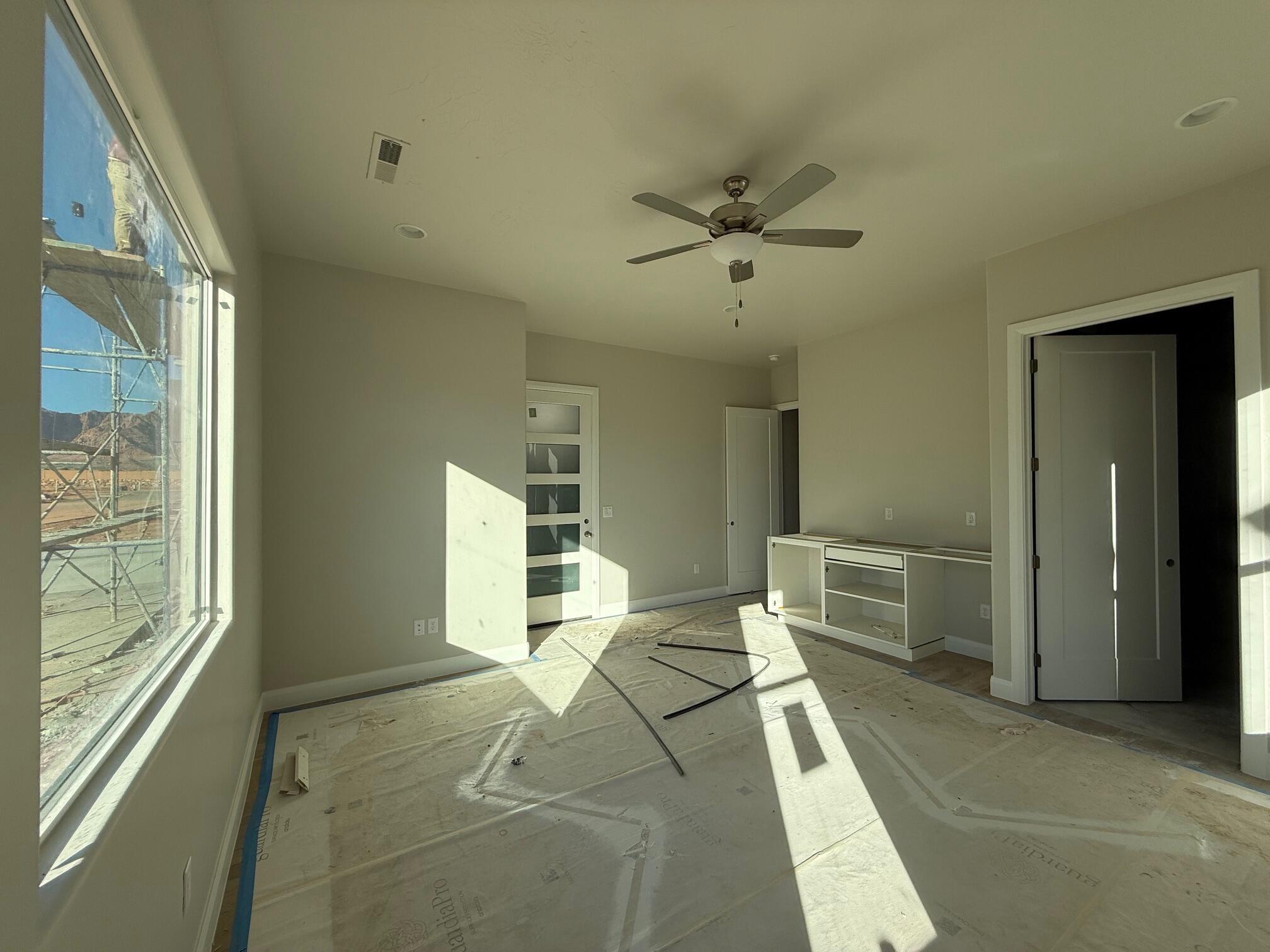 ONYX CANYON - Residential