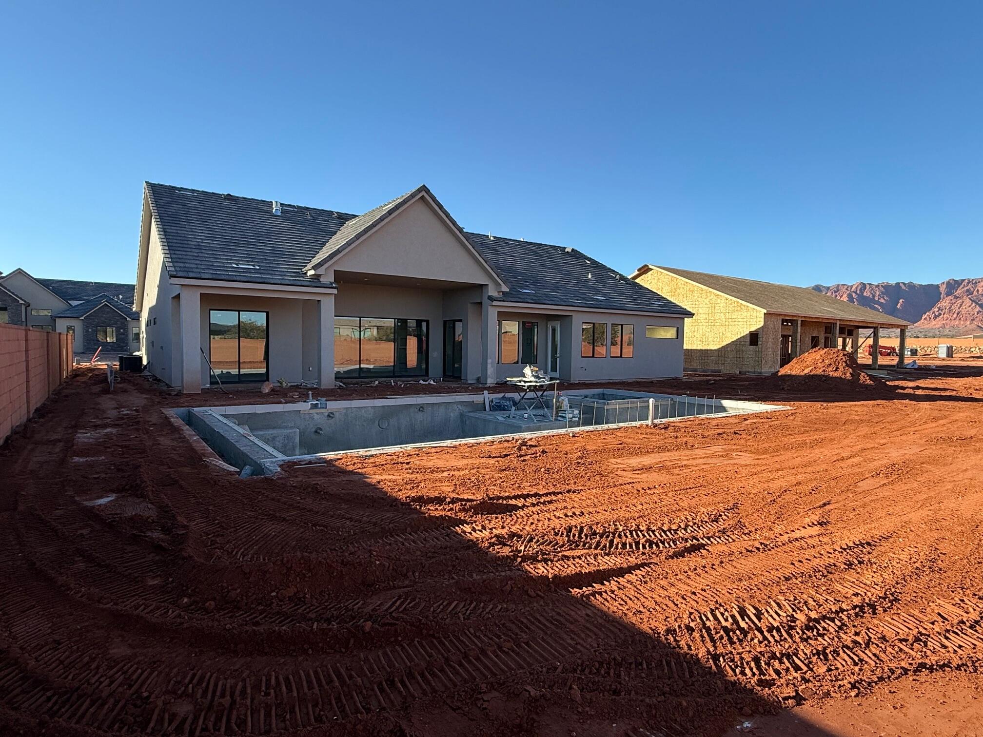 ONYX CANYON - Residential