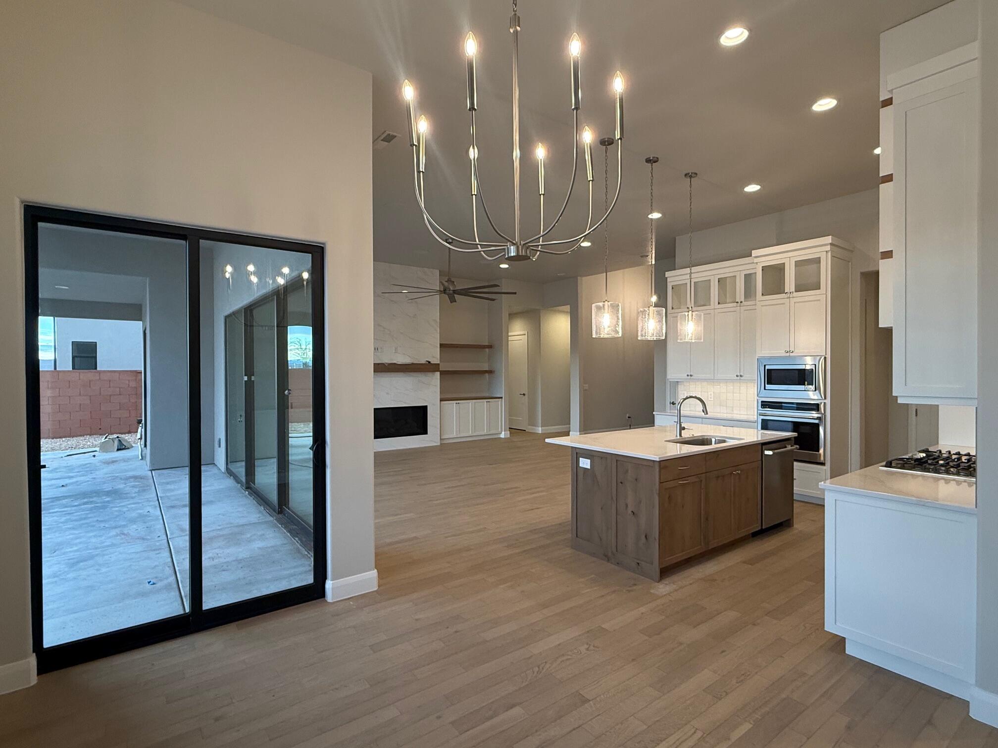 ONYX CANYON - Residential