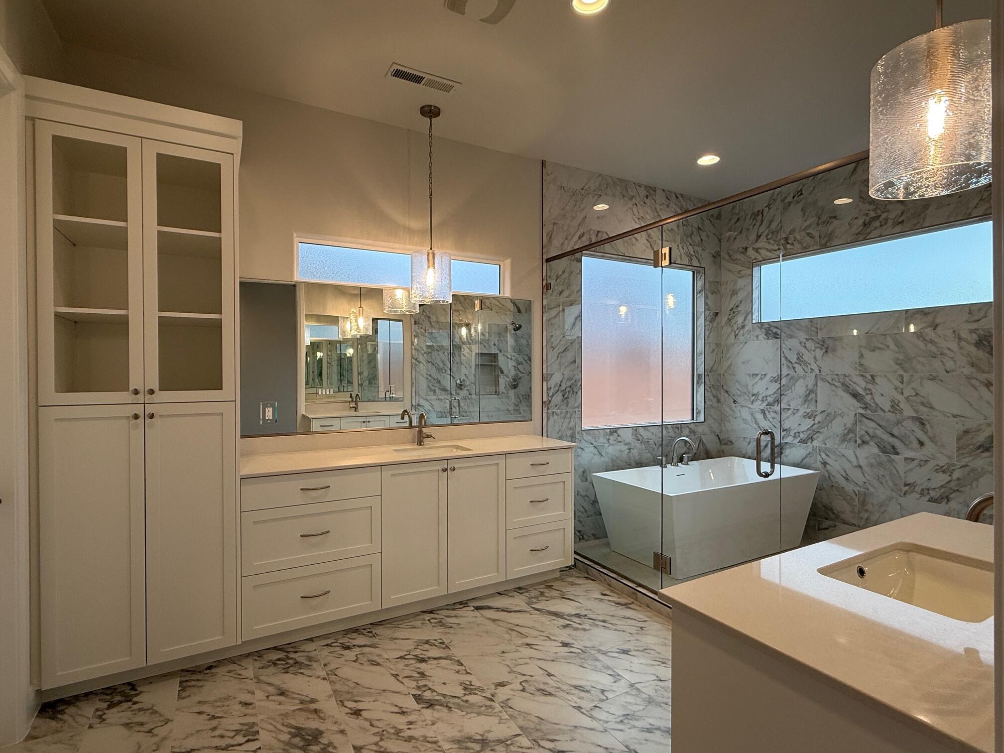 ONYX CANYON - Residential