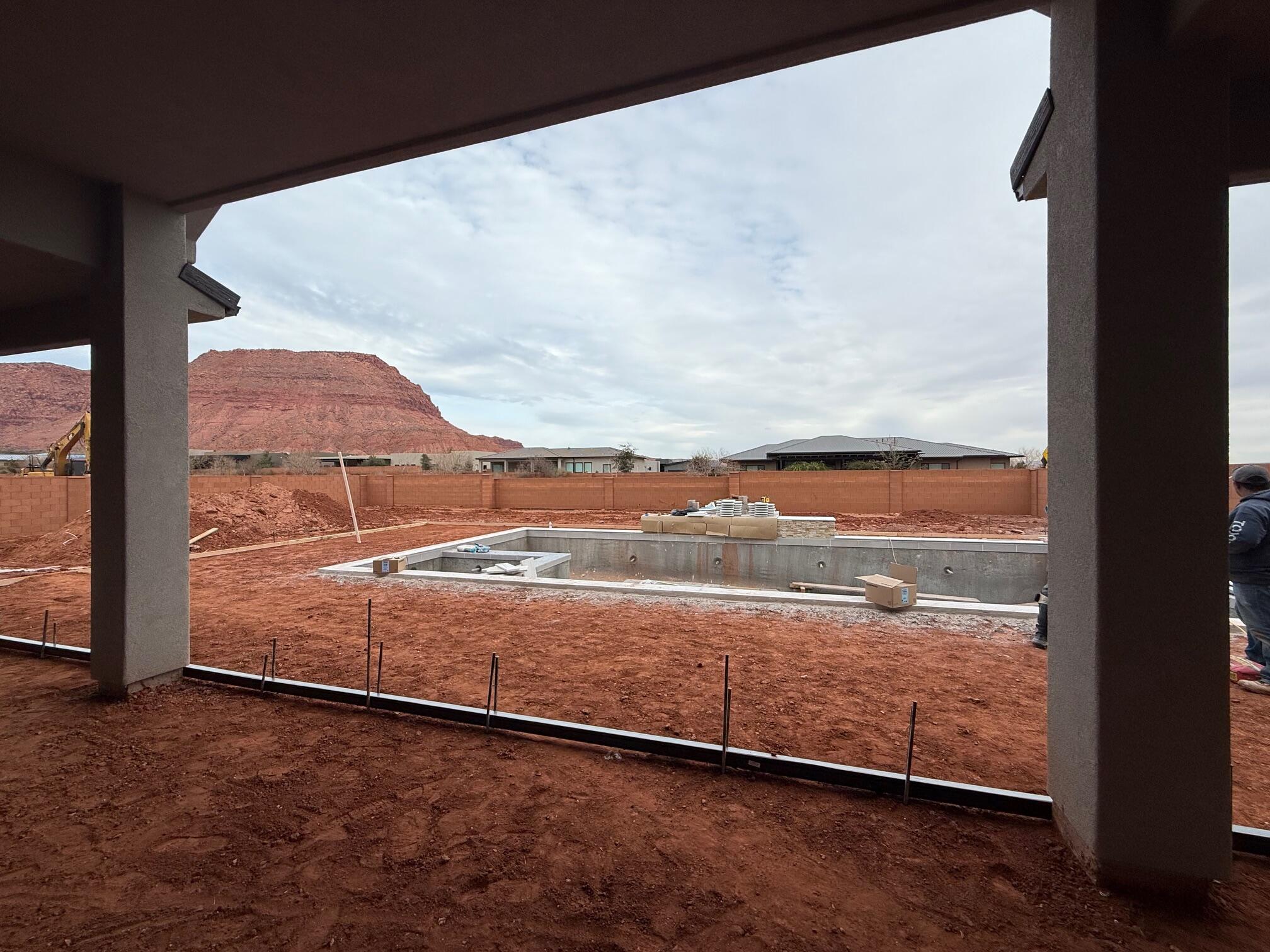 ONYX CANYON - Residential