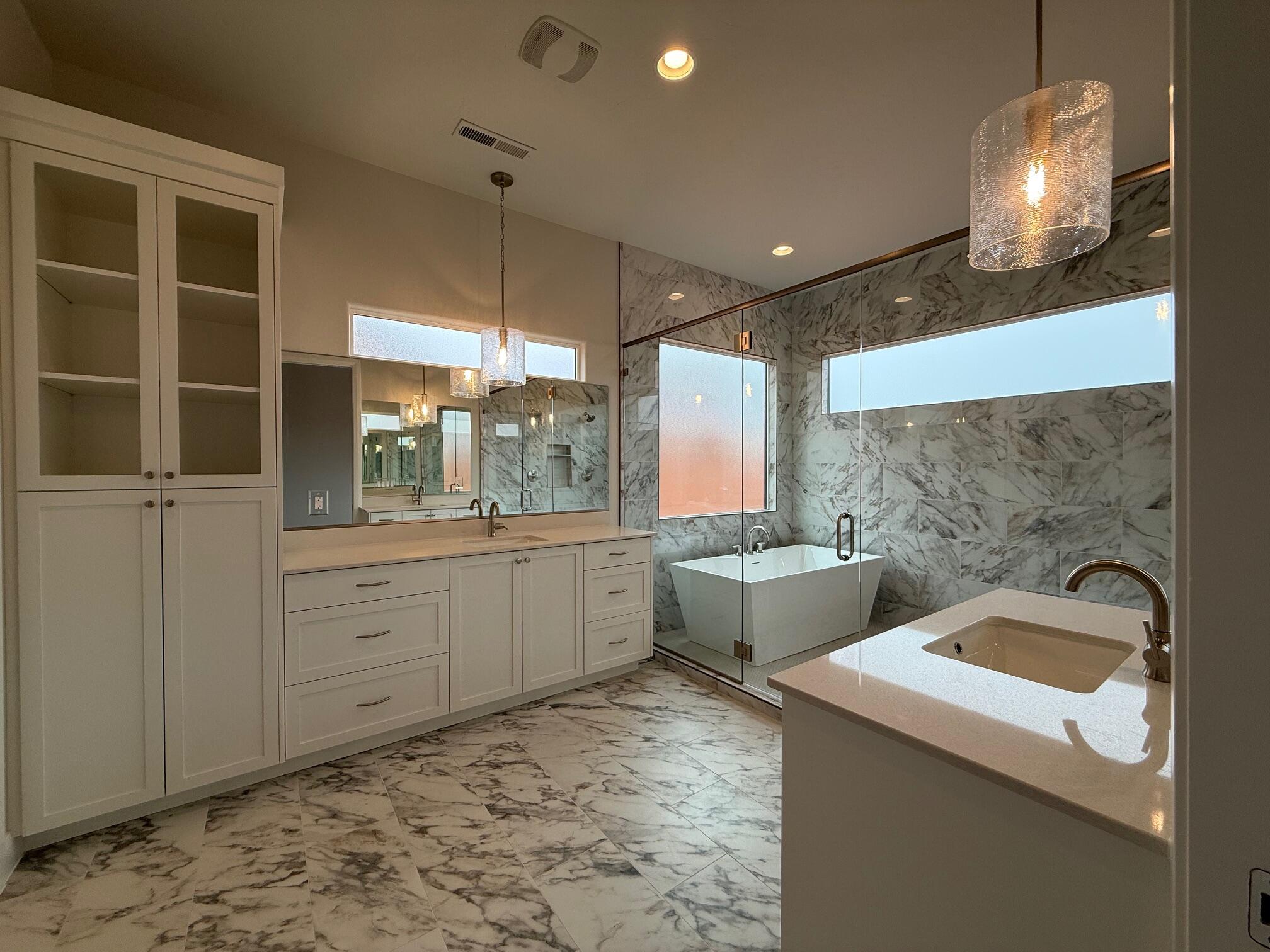 ONYX CANYON - Residential