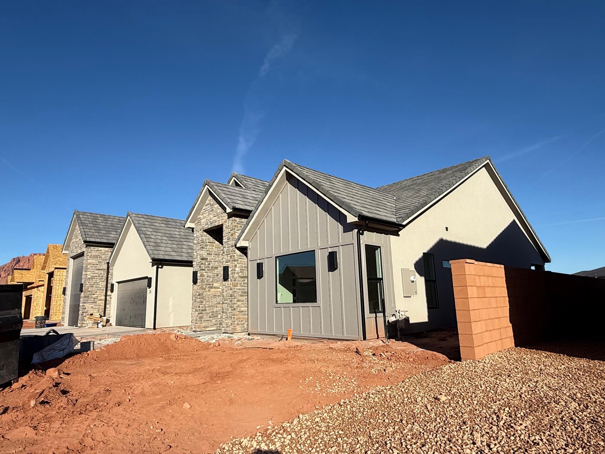 ONYX CANYON - Residential