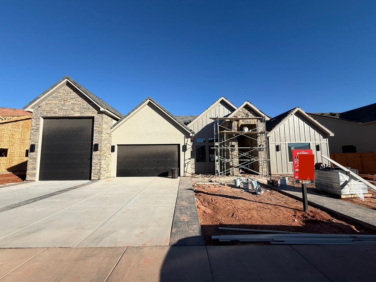 ONYX CANYON - Residential