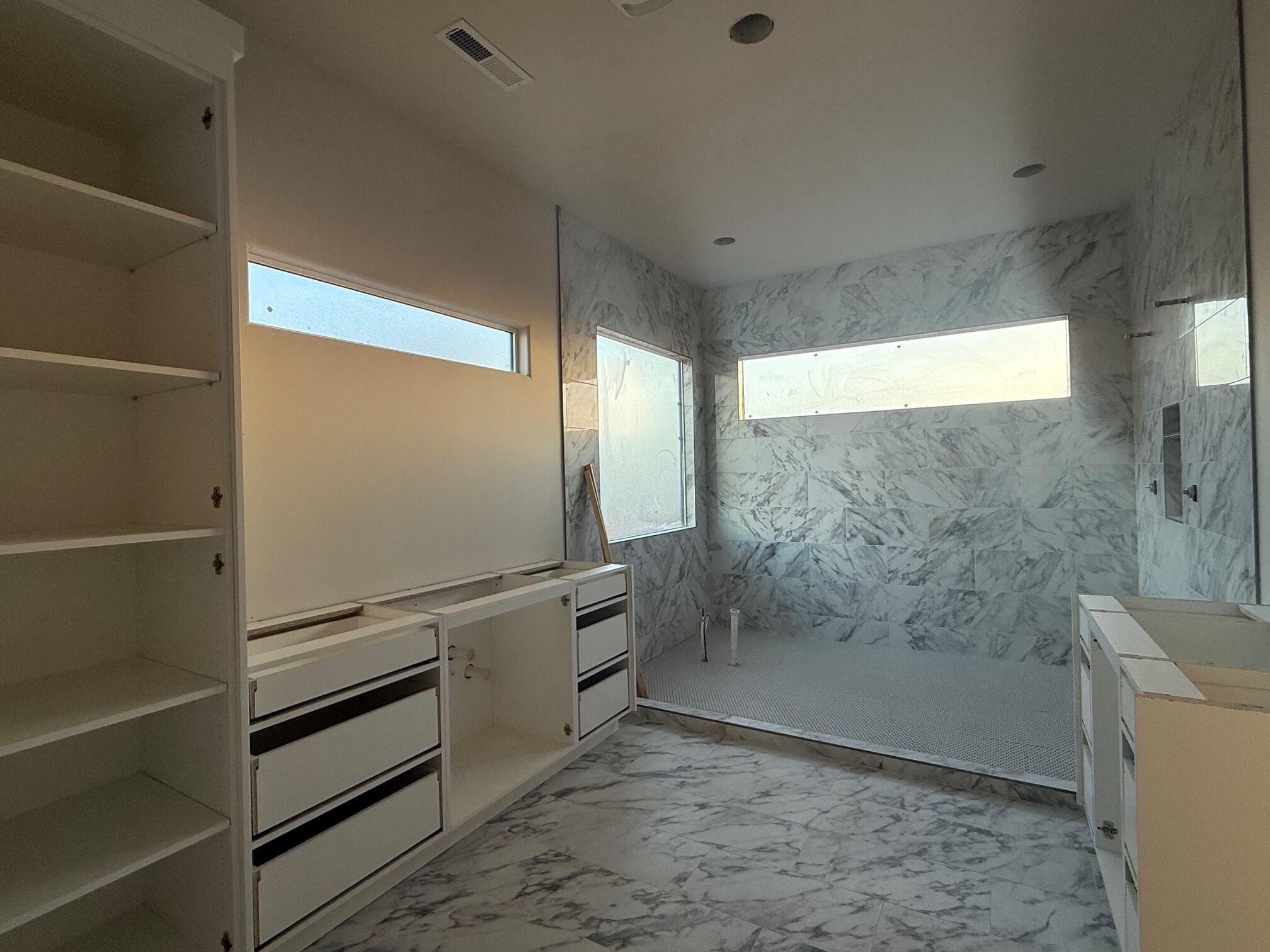 ONYX CANYON - Residential