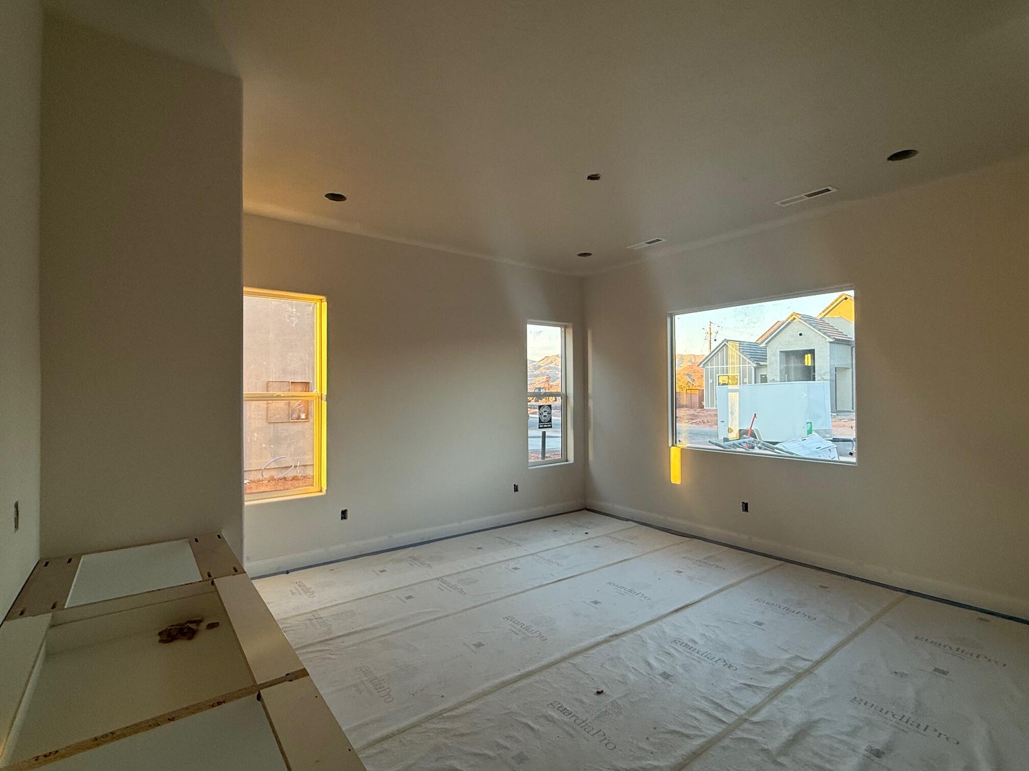 ONYX CANYON - Residential