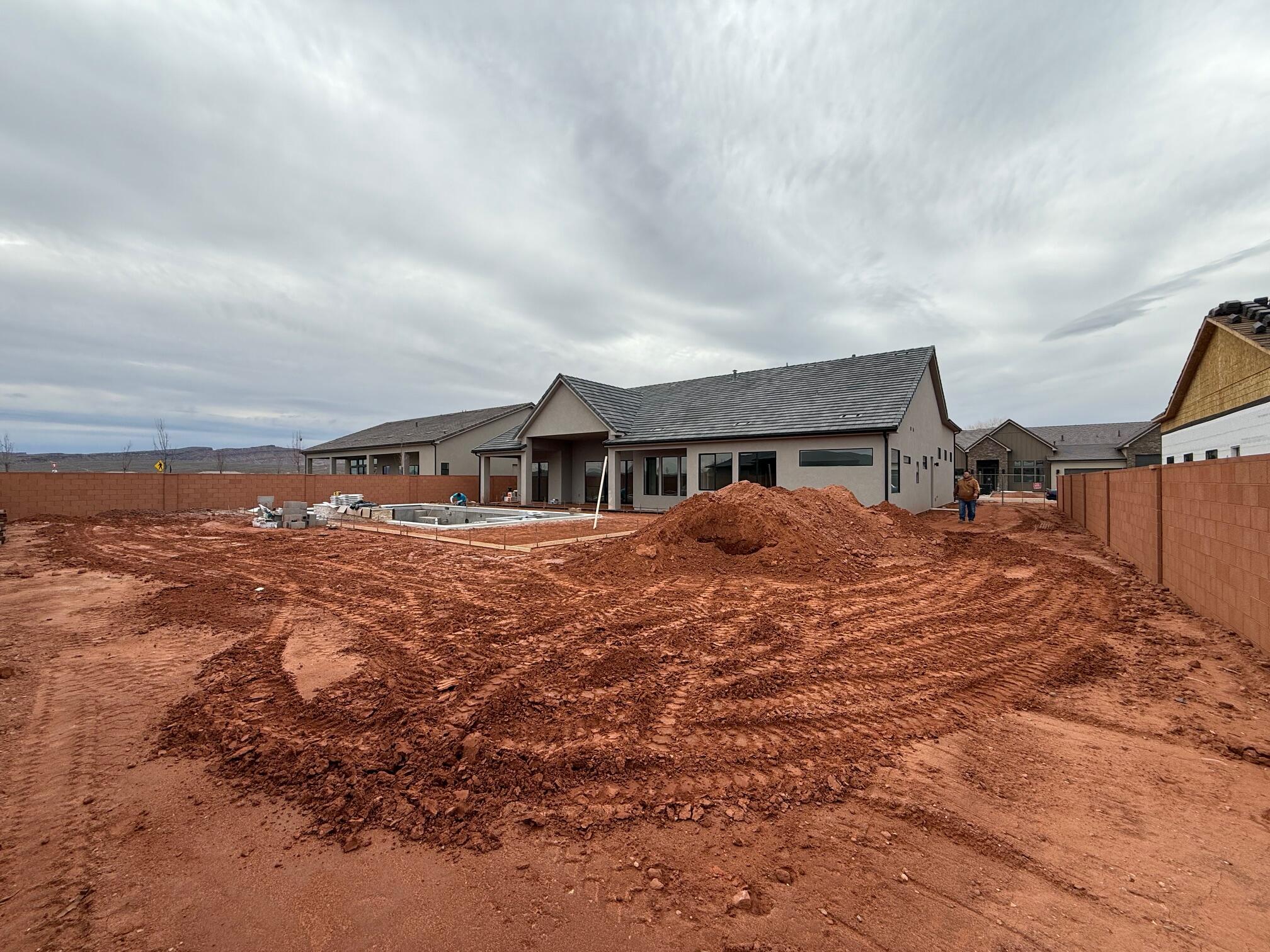 ONYX CANYON - Residential