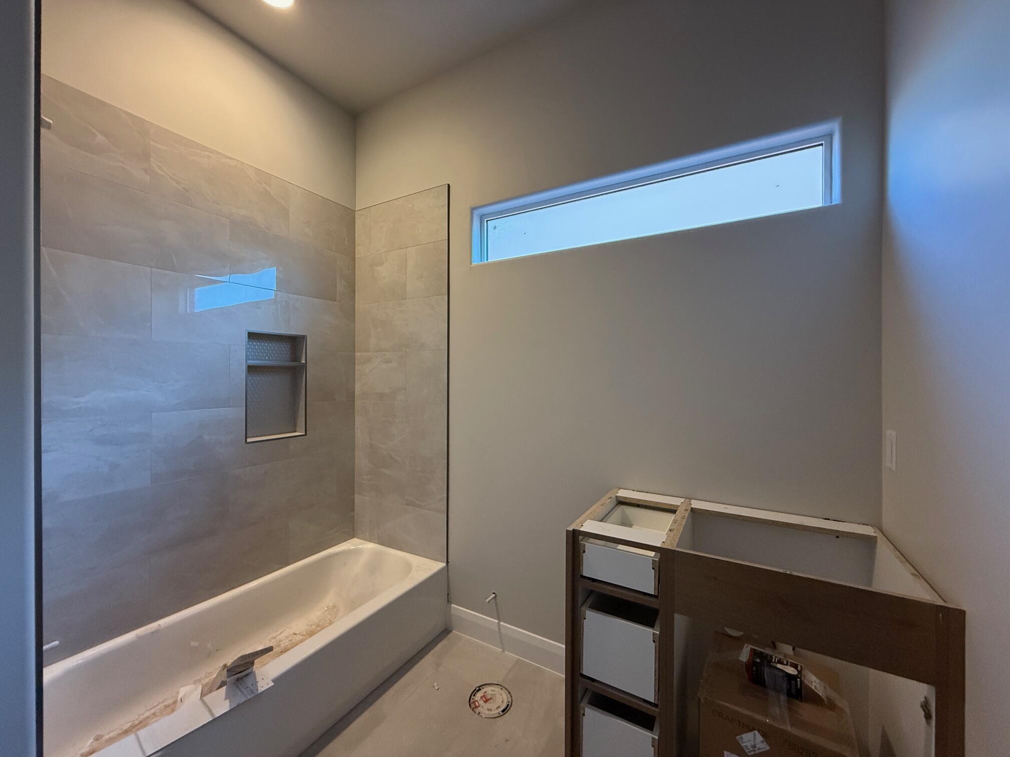 ONYX CANYON - Residential