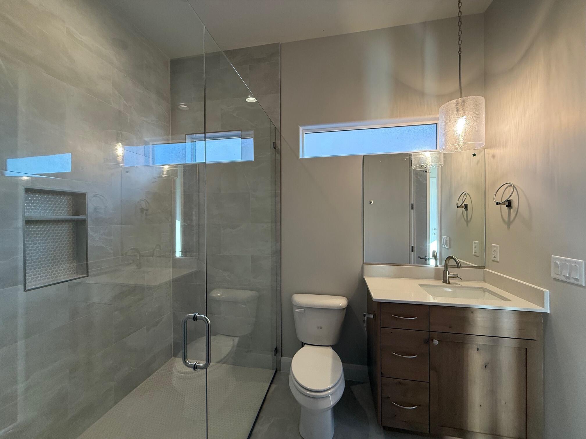 ONYX CANYON - Residential