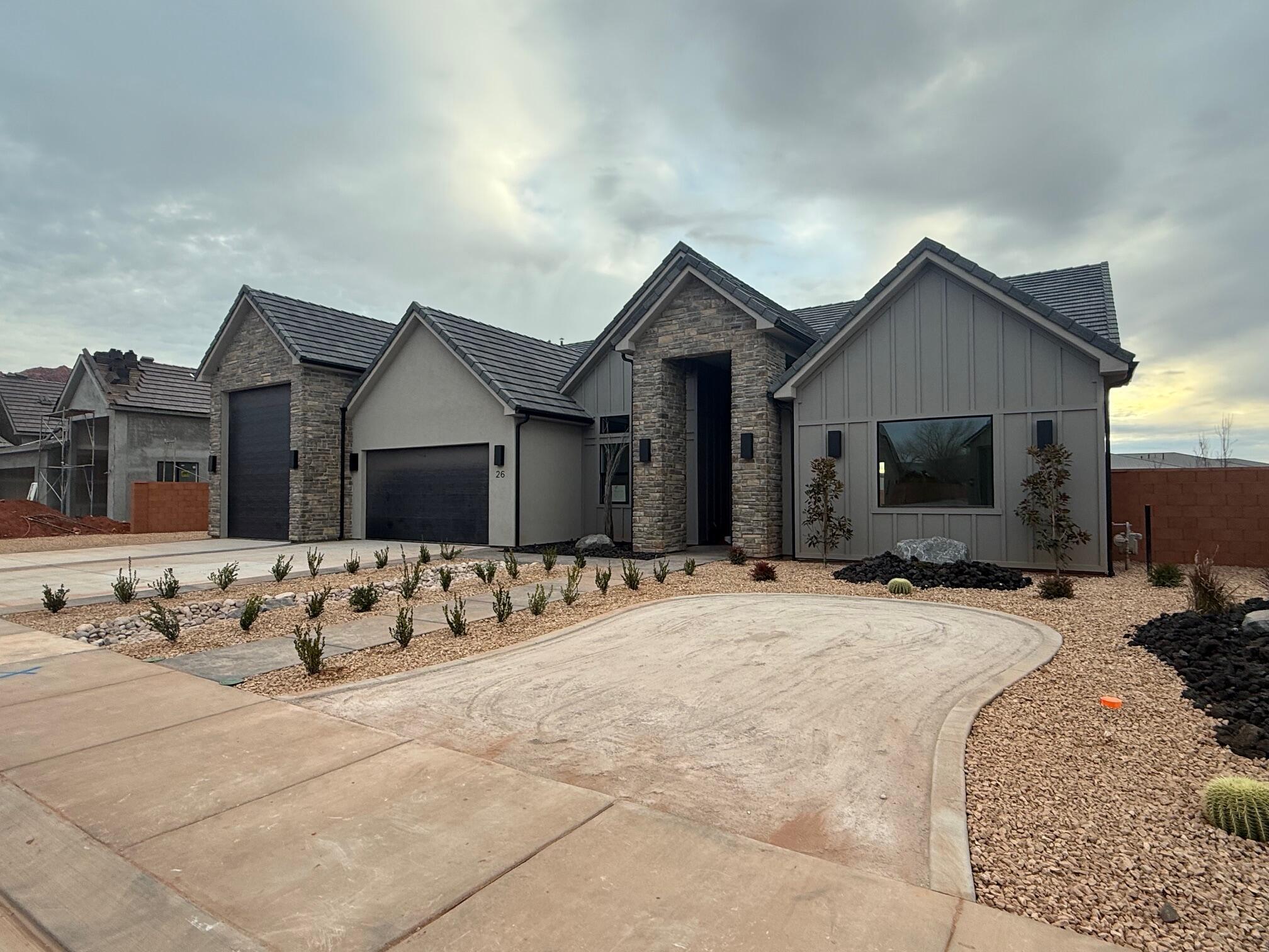 ONYX CANYON - Residential