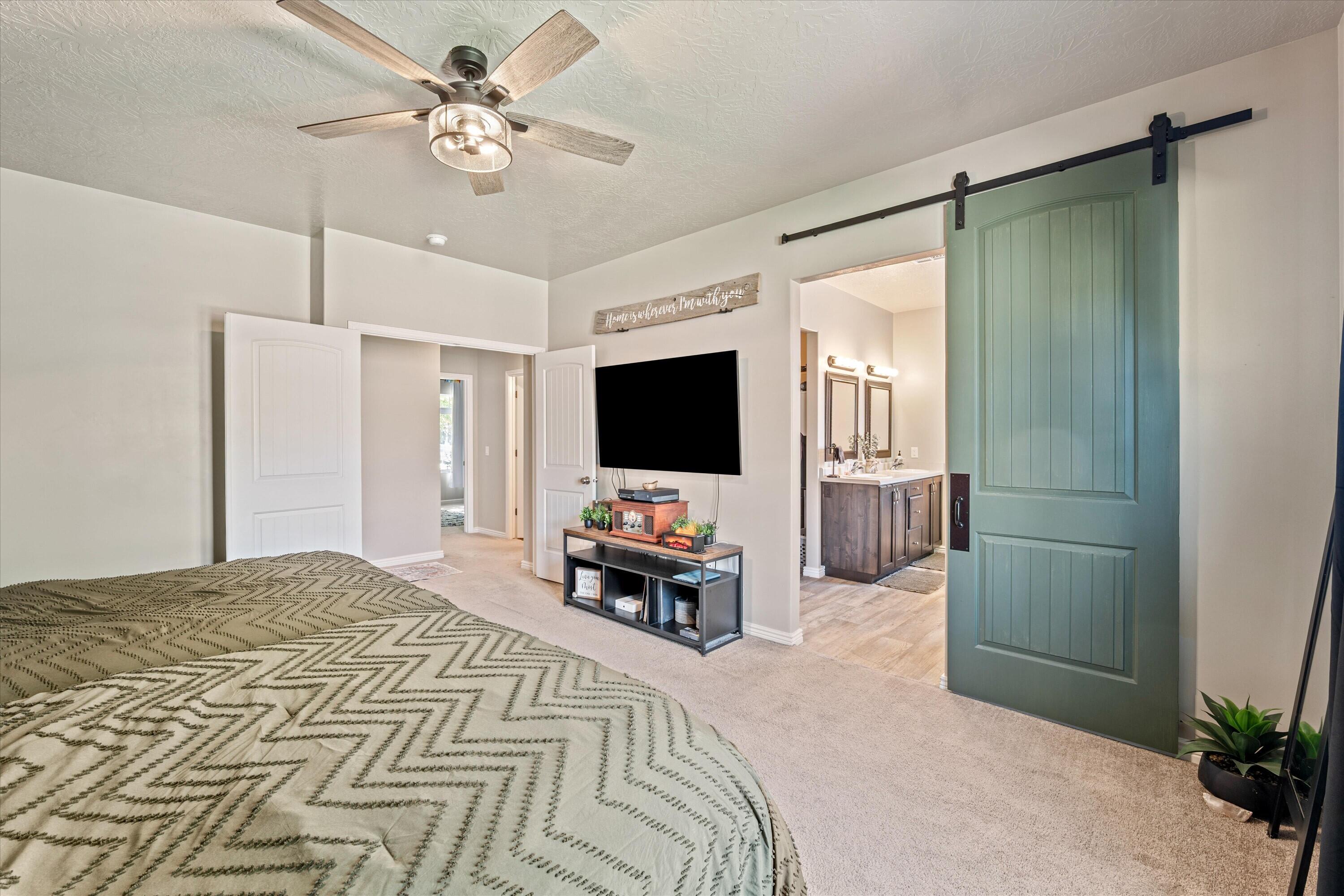 DESERT CREST - Residential