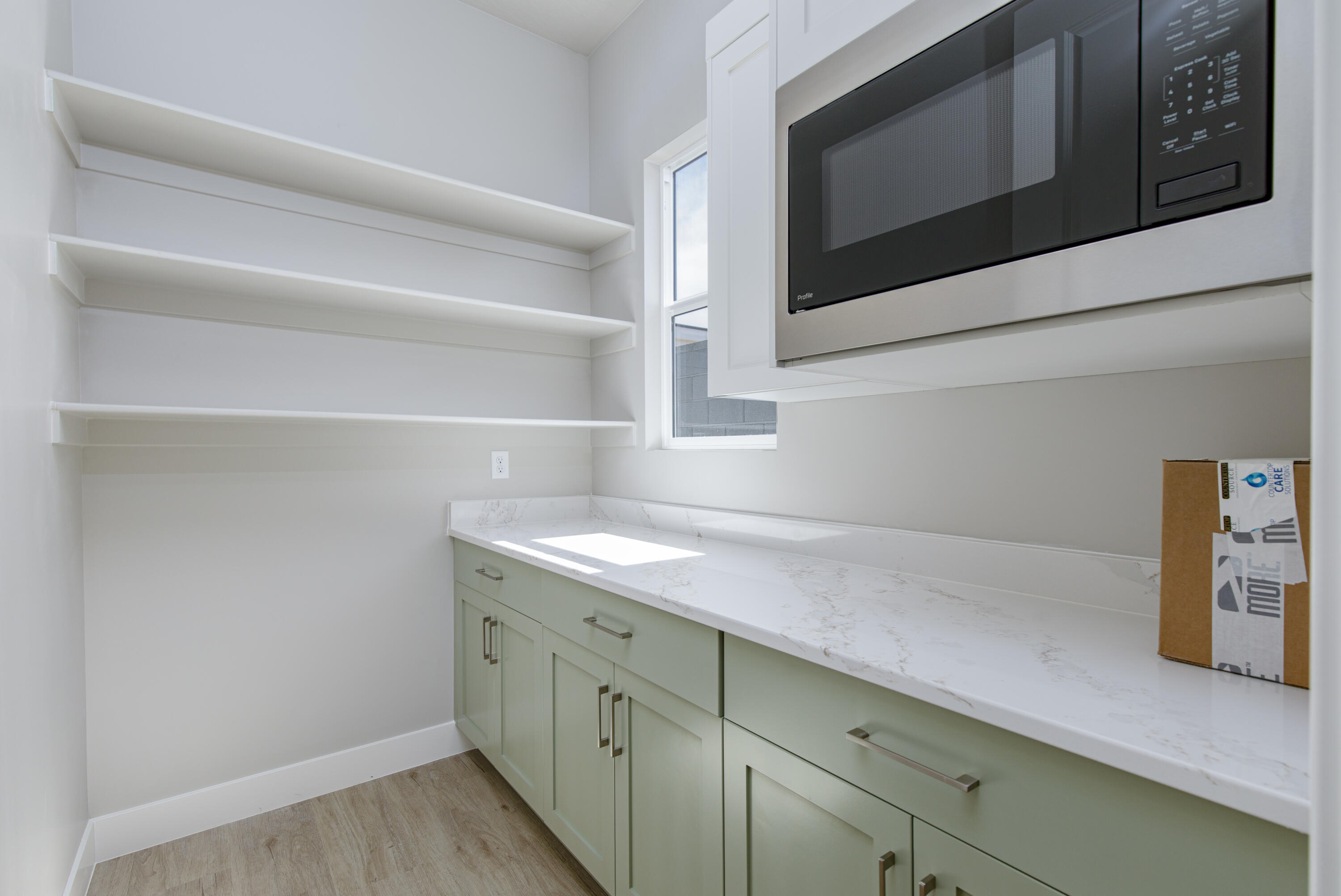 EAGLE POINTE - Residential