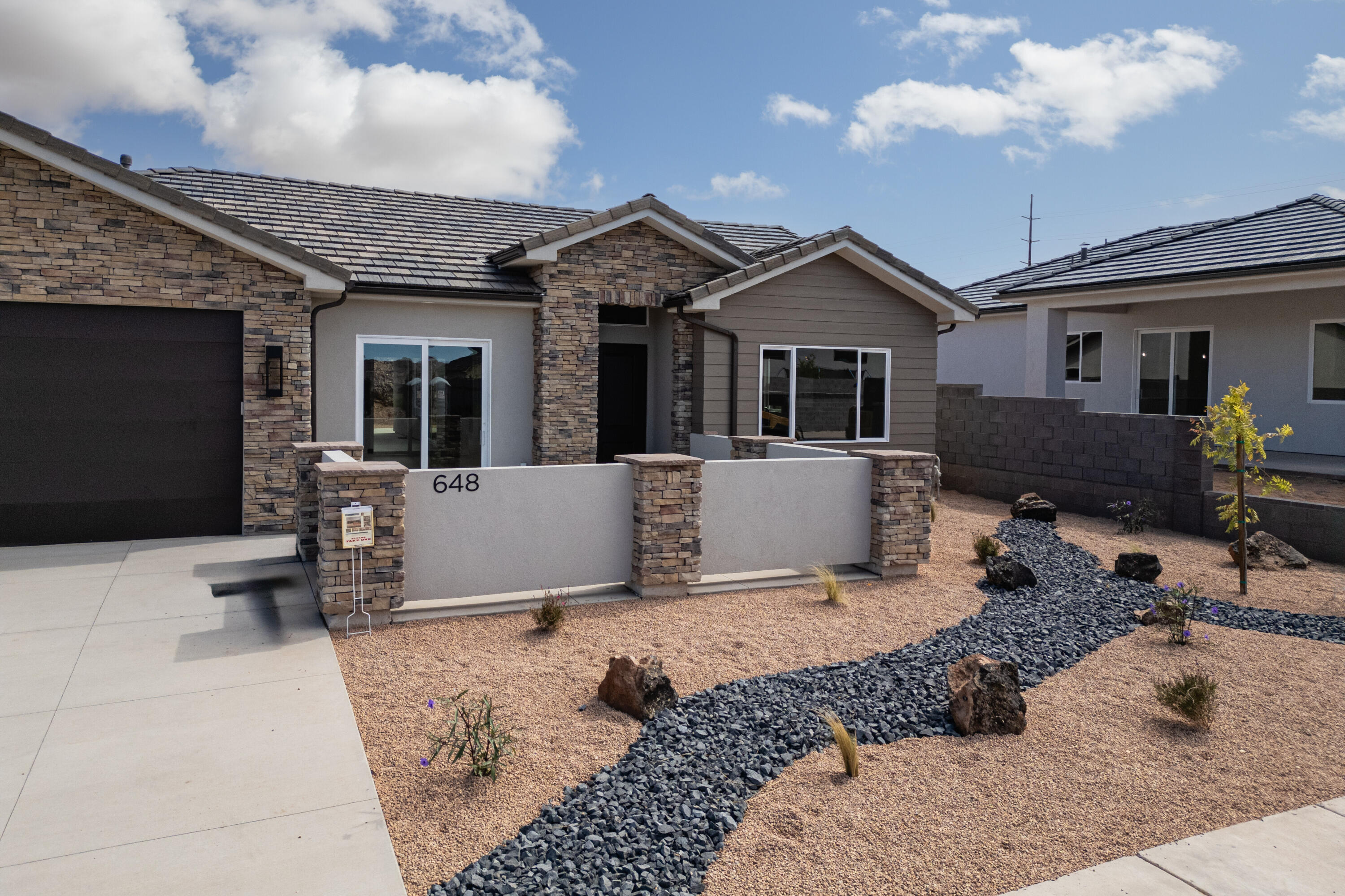 EAGLE POINTE - Residential