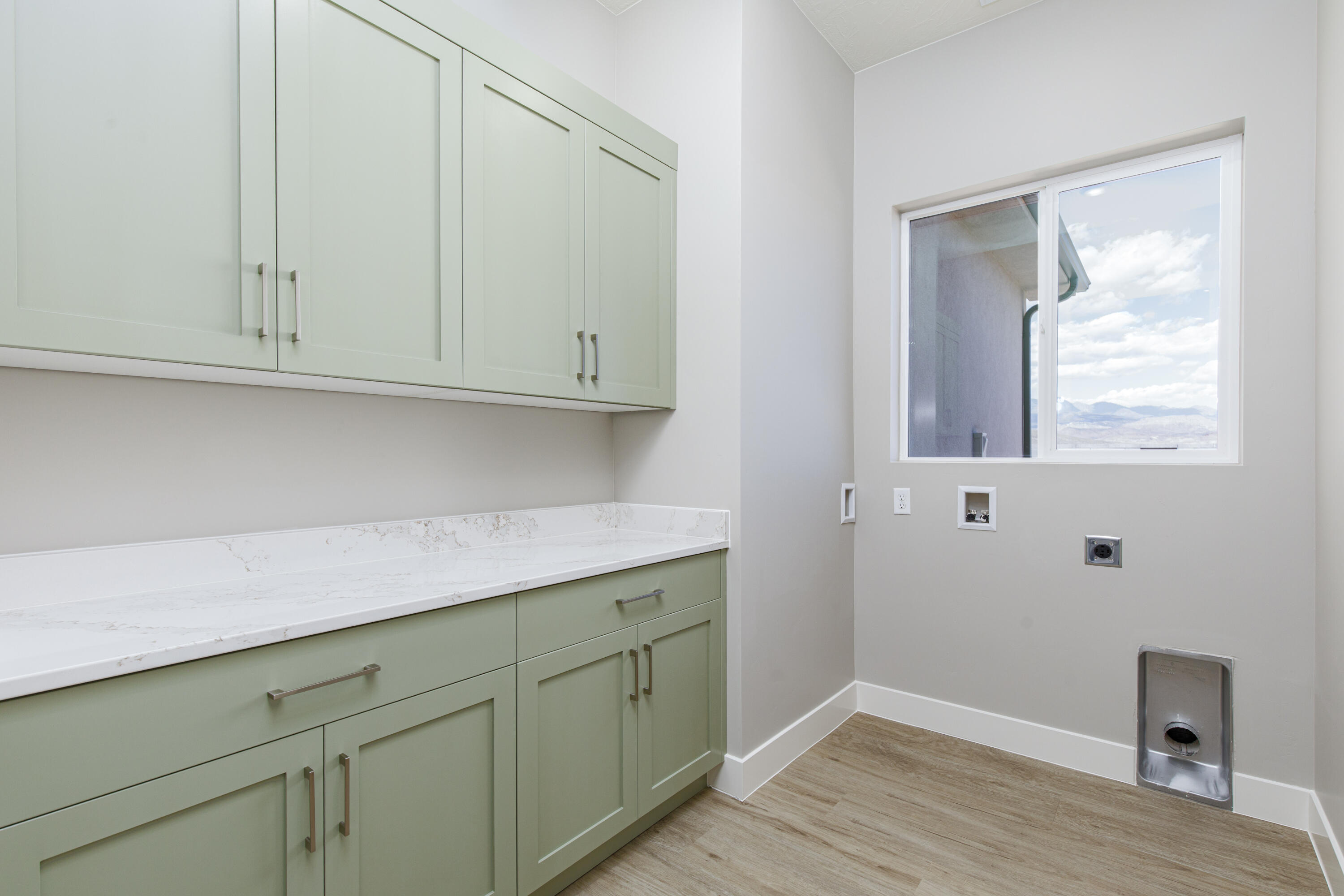 EAGLE POINTE - Residential