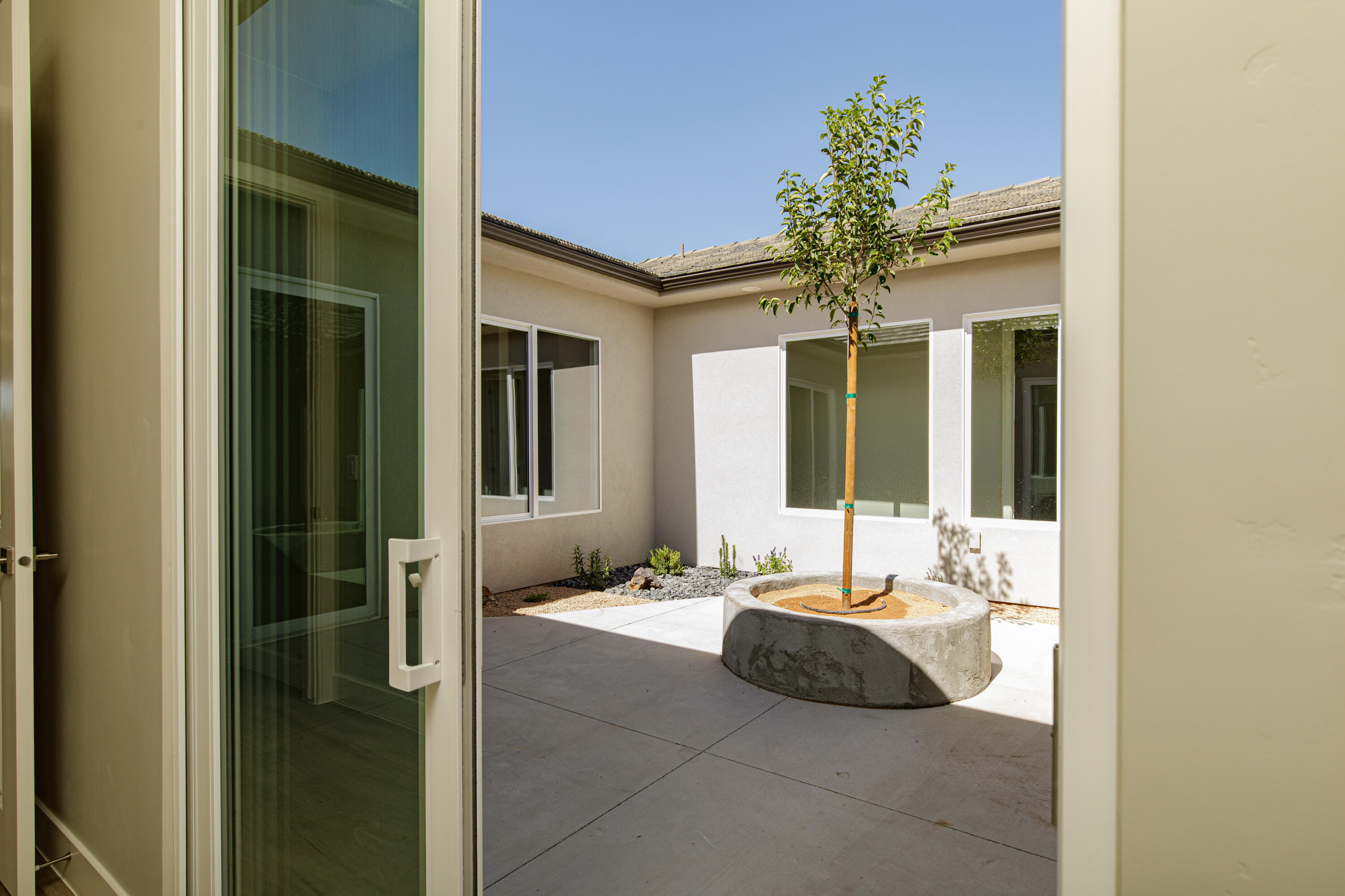 EAGLE POINTE - Residential