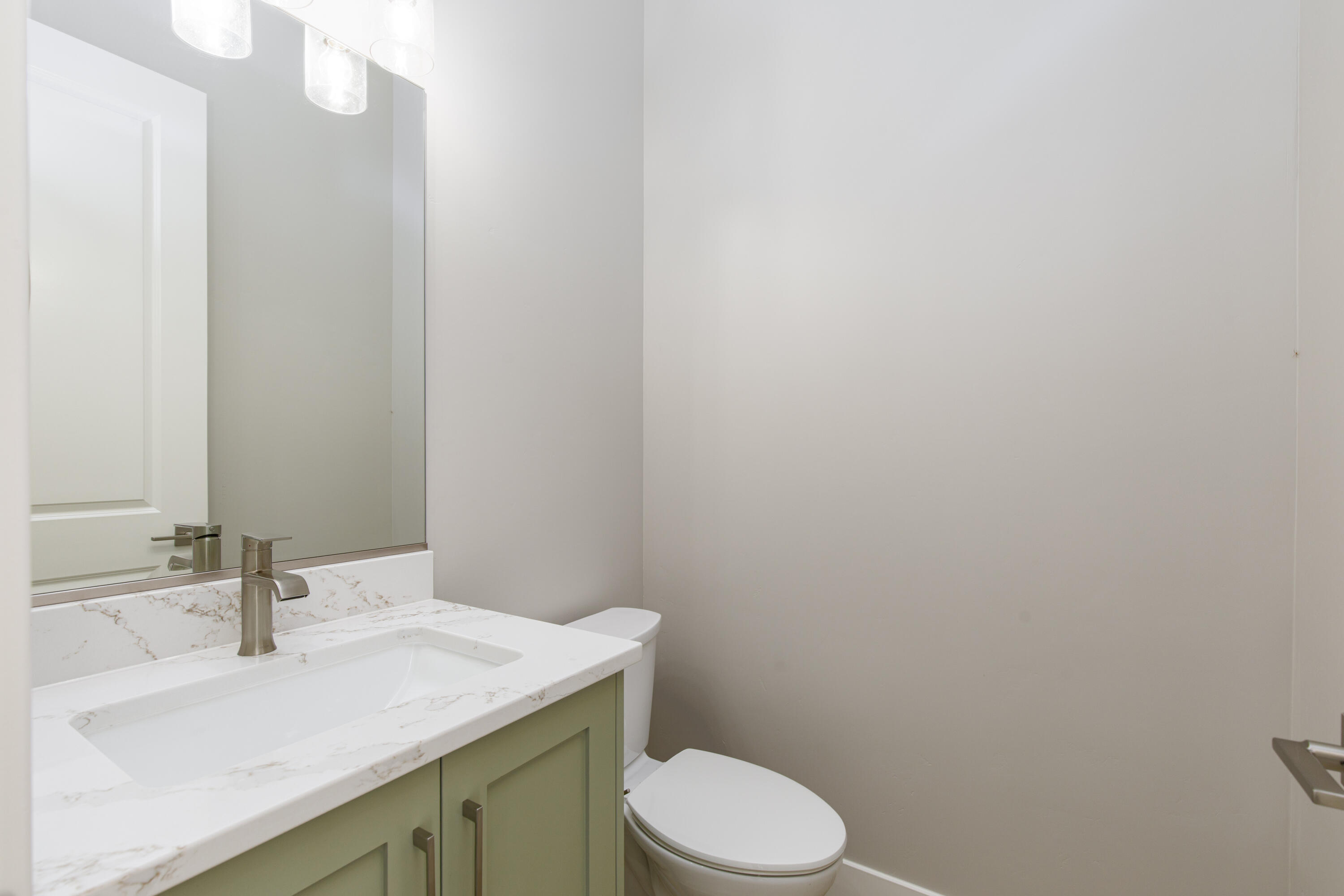 EAGLE POINTE - Residential