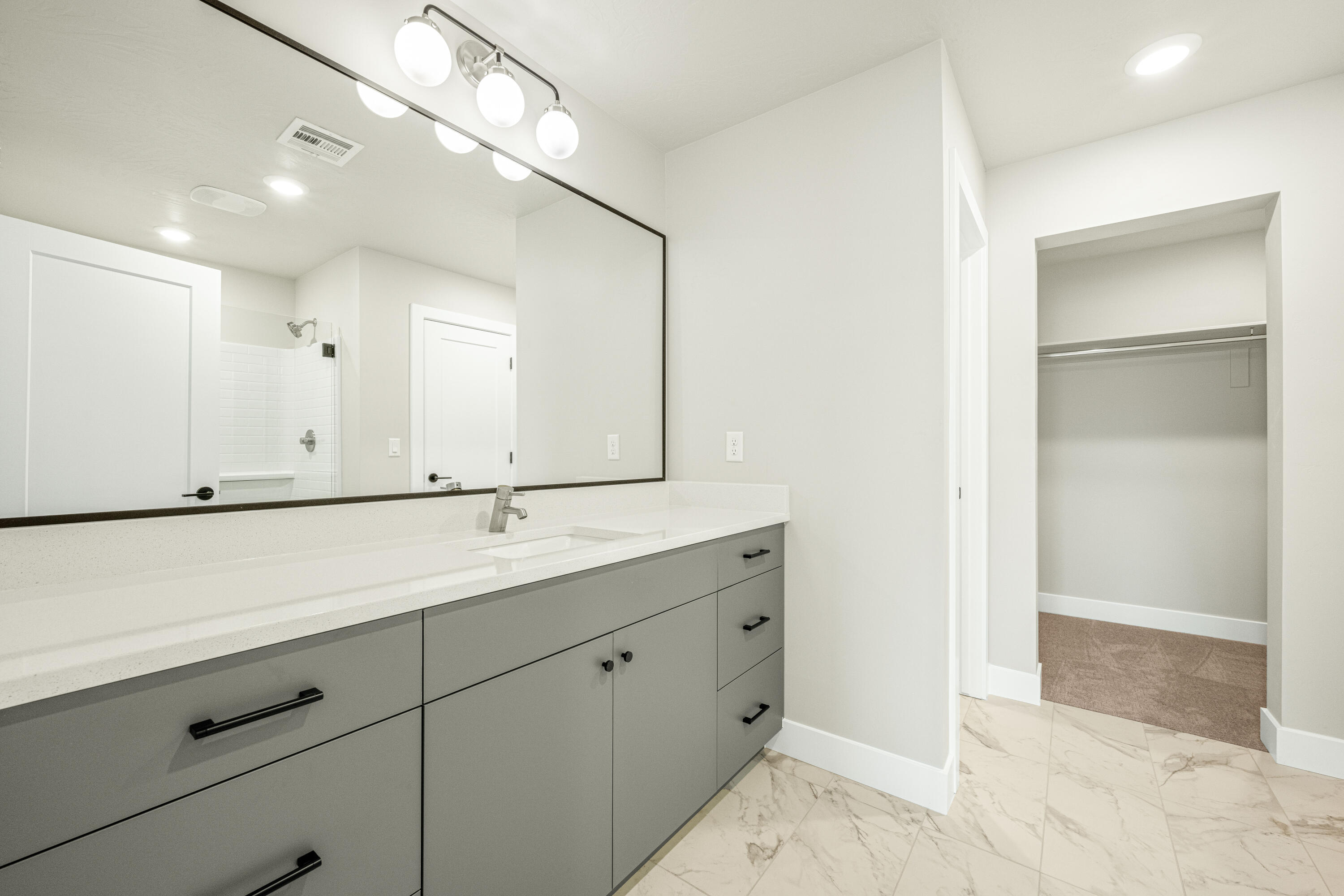 RISE AT CORAL CANYON - Residential