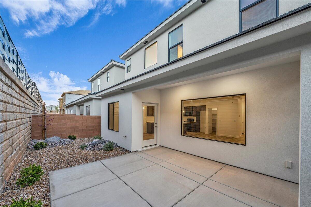 RED TRAILS SUNRISE VALLEY - Residential