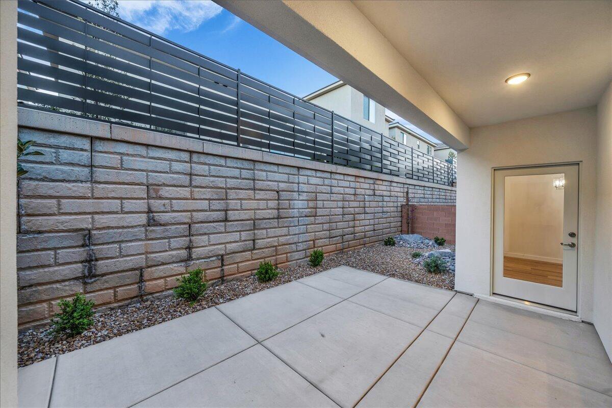 RED TRAILS SUNRISE VALLEY - Residential