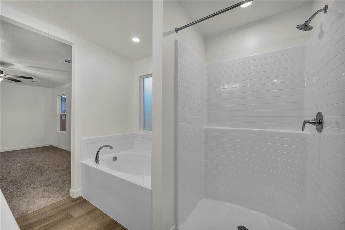 RED TRAILS SUNRISE VALLEY - Residential