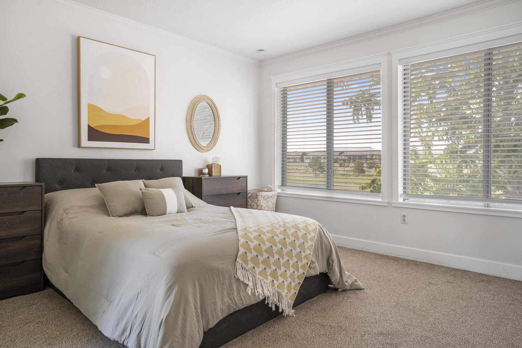 BLOOMINGTON HILLS - Residential